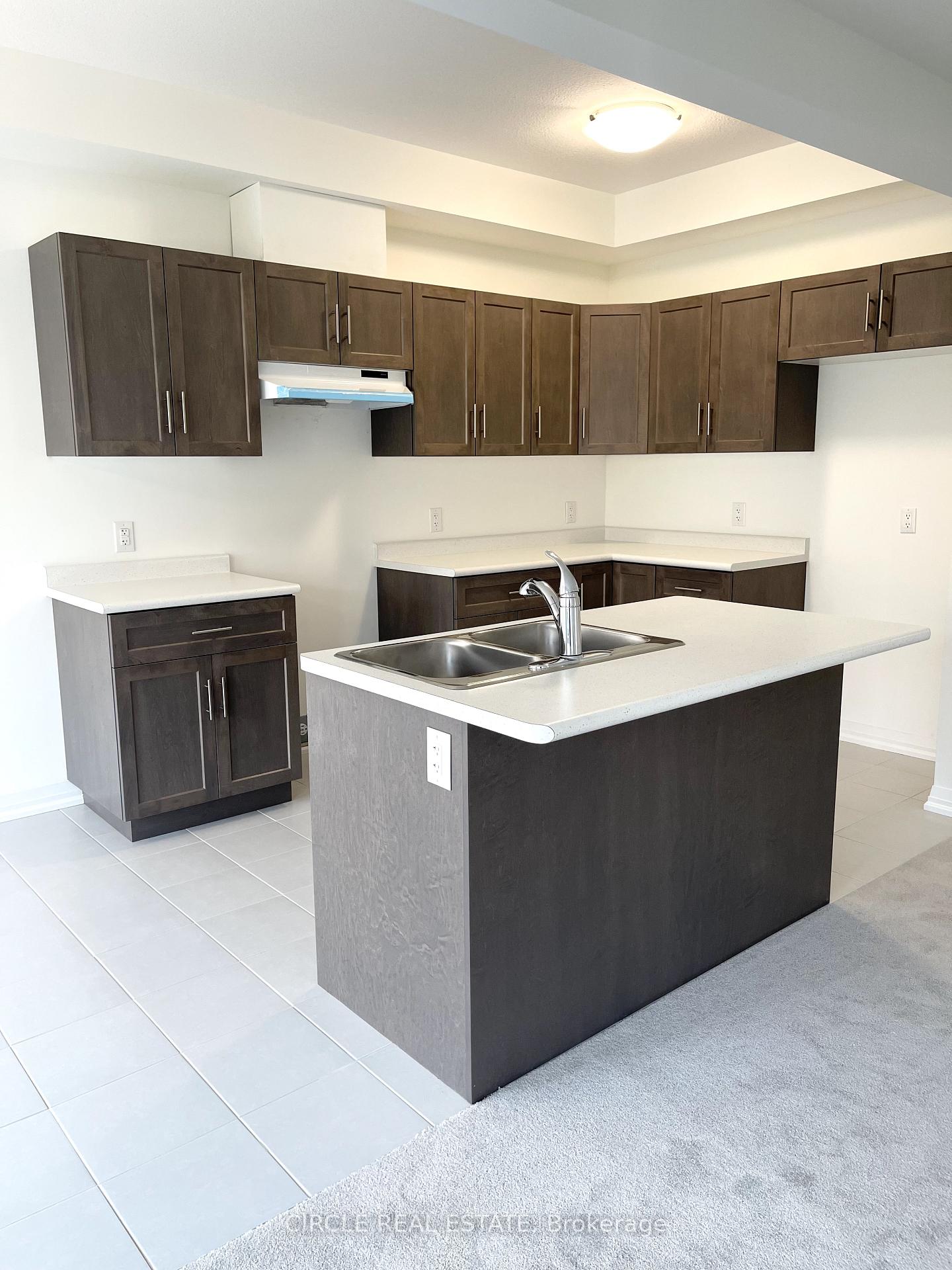 Photo 6 of 160 Bur Oak Drive, Thorold, Confederation Heights — HOMEH