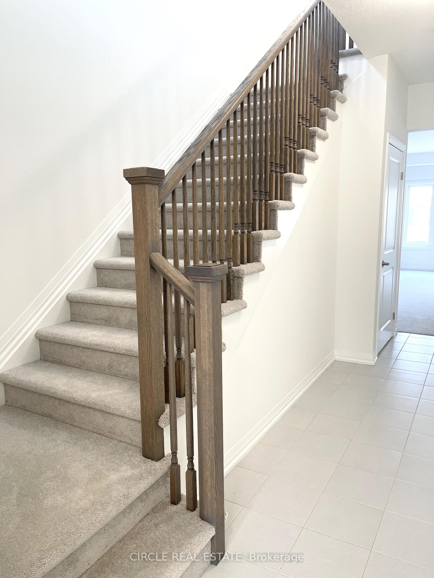 Photo 13 of 160 Bur Oak Drive, Thorold, Confederation Heights — HOMEH