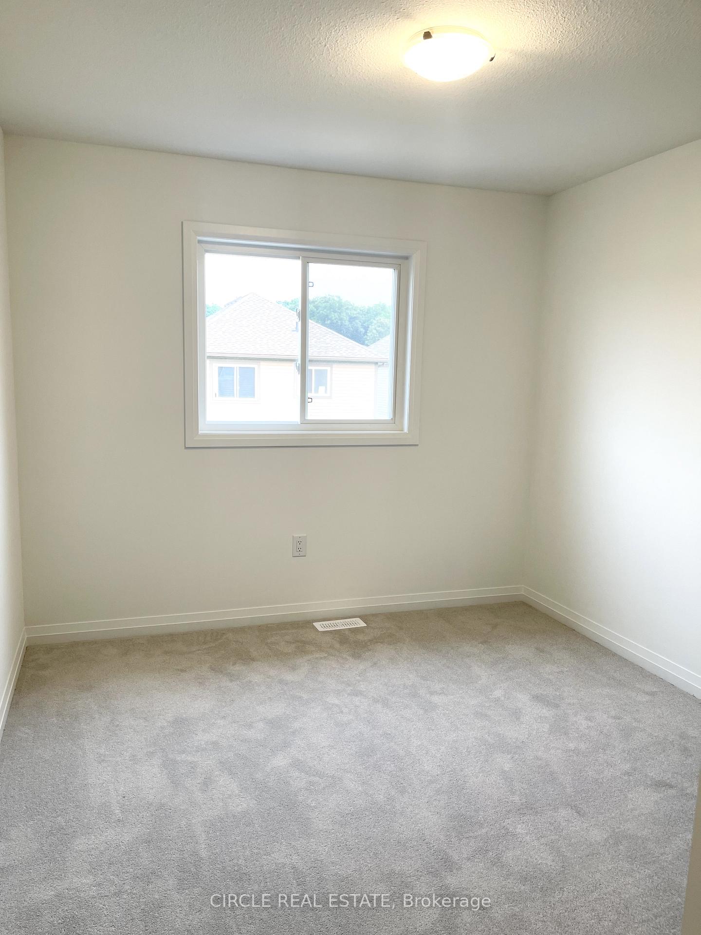 Photo 20 of 160 Bur Oak Drive, Thorold, Confederation Heights — HOMEH