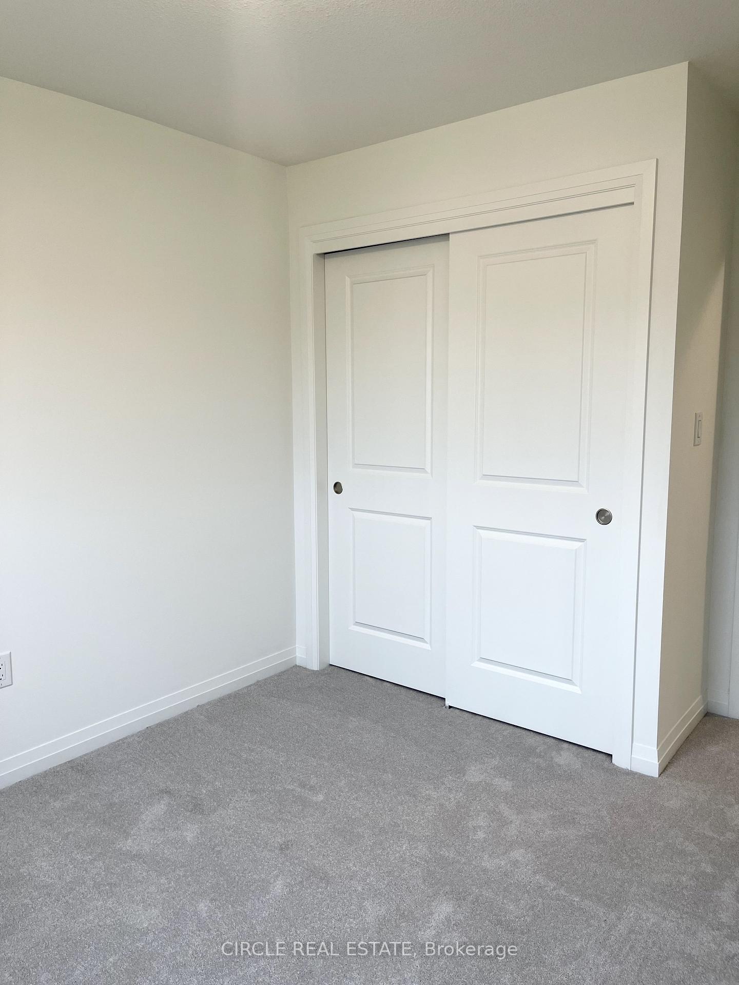 Photo 21 of 160 Bur Oak Drive, Thorold, Confederation Heights — HOMEH