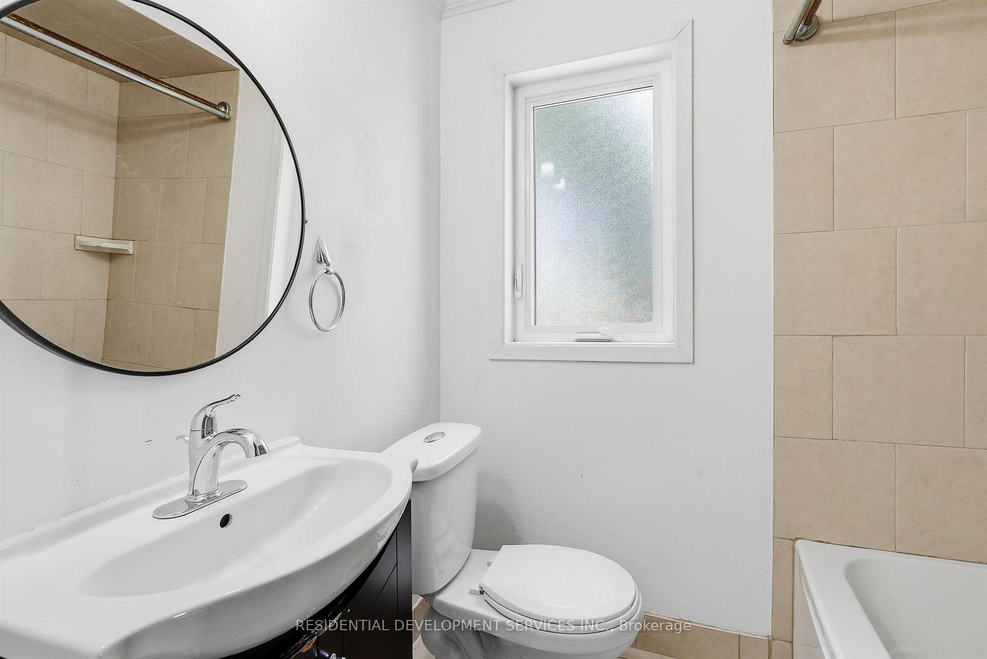 Photo 27 of 21 Eastgate Crescent, Scarborough, Clairlea-Birchmount — HOMEH