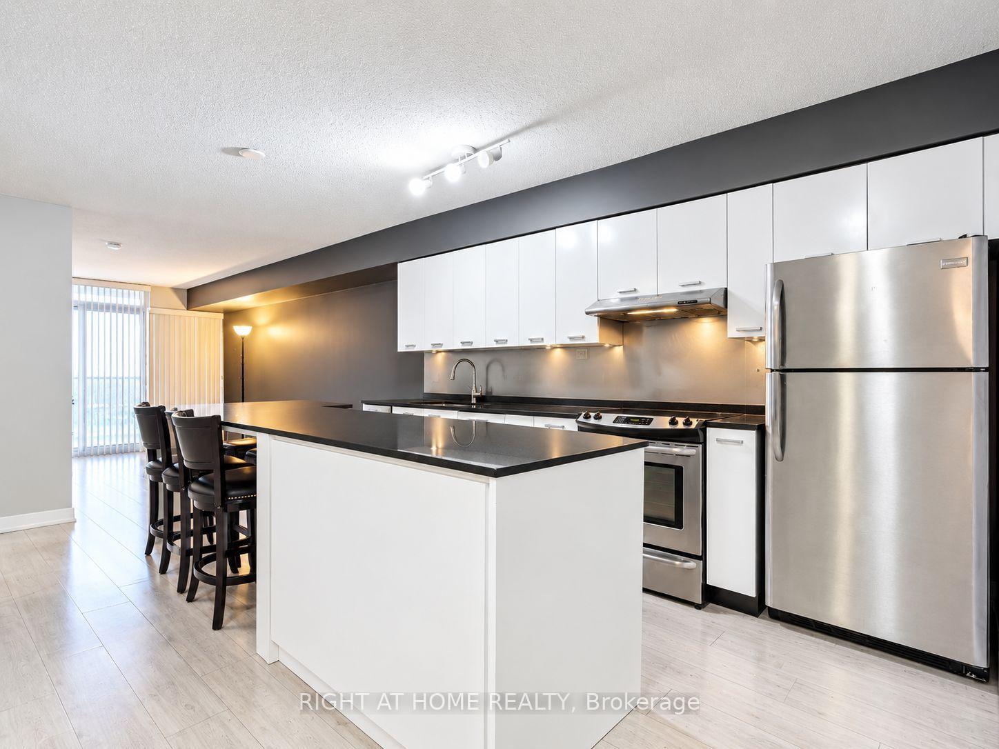 Photo 7 of Unit 1701B, 19 Singer Court, North York, Bayview Village — HOMEH