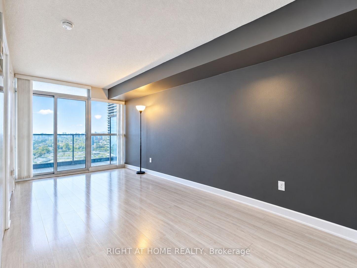 Photo 10 of Unit 1701B, 19 Singer Court, North York, Bayview Village — HOMEH