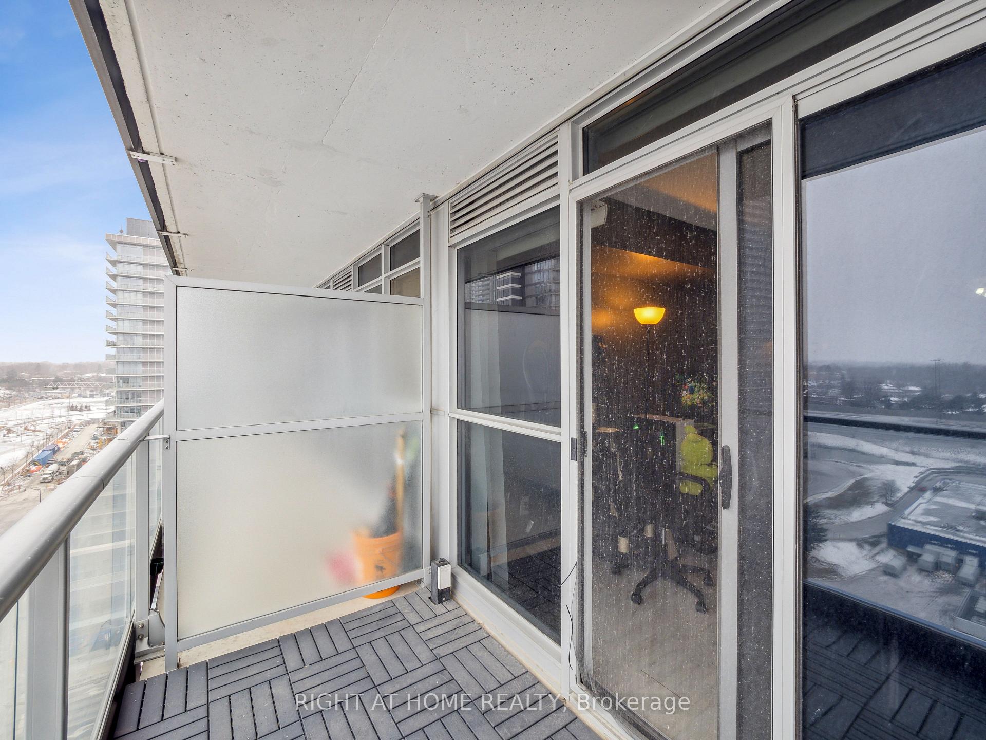 Photo 12 of Unit 1701B, 19 Singer Court, North York, Bayview Village — HOMEH
