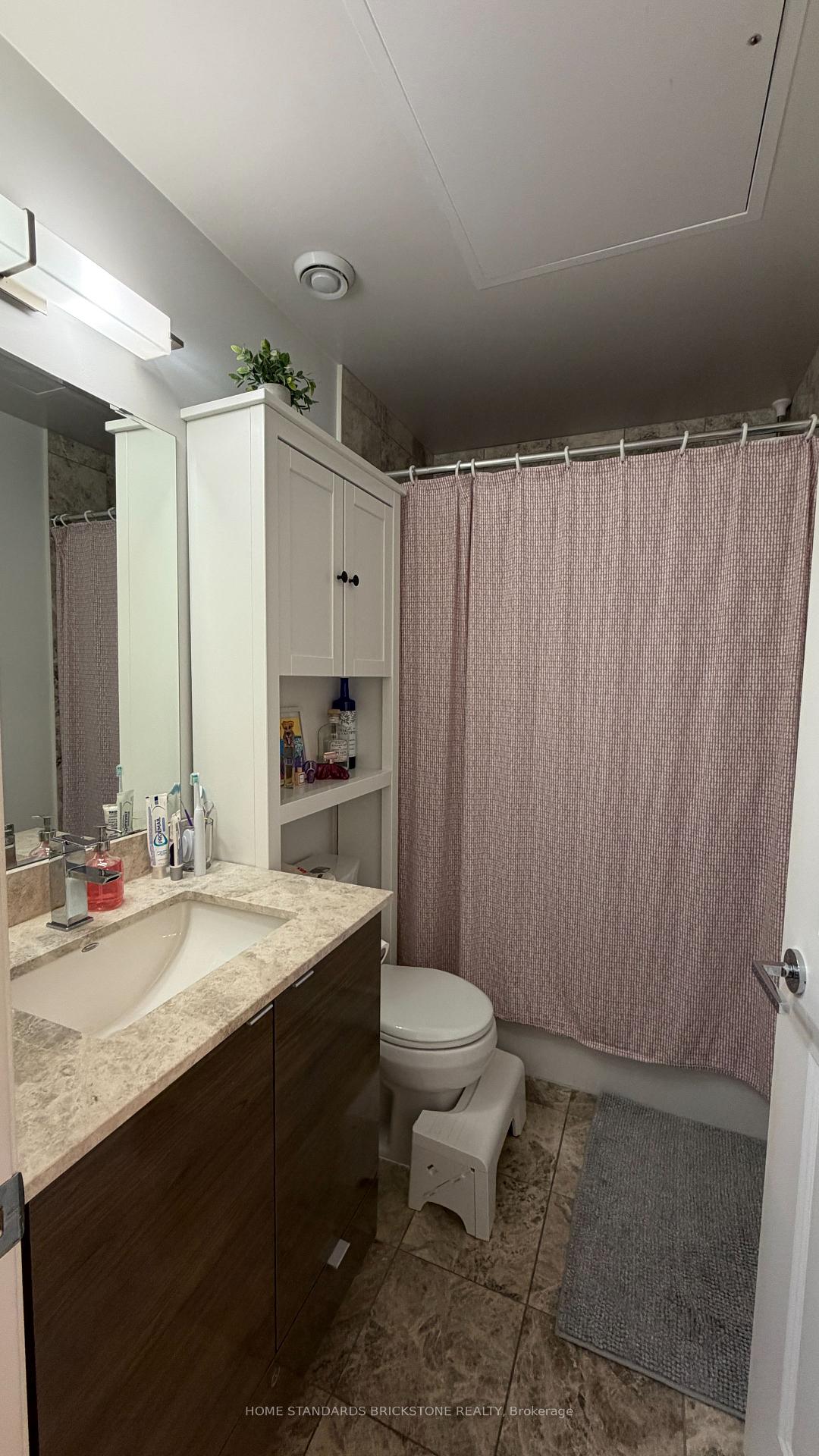 Photo 15 of Unit 617, 59 Annie Craig Drive, Etobicoke, Mimico — HOMEH