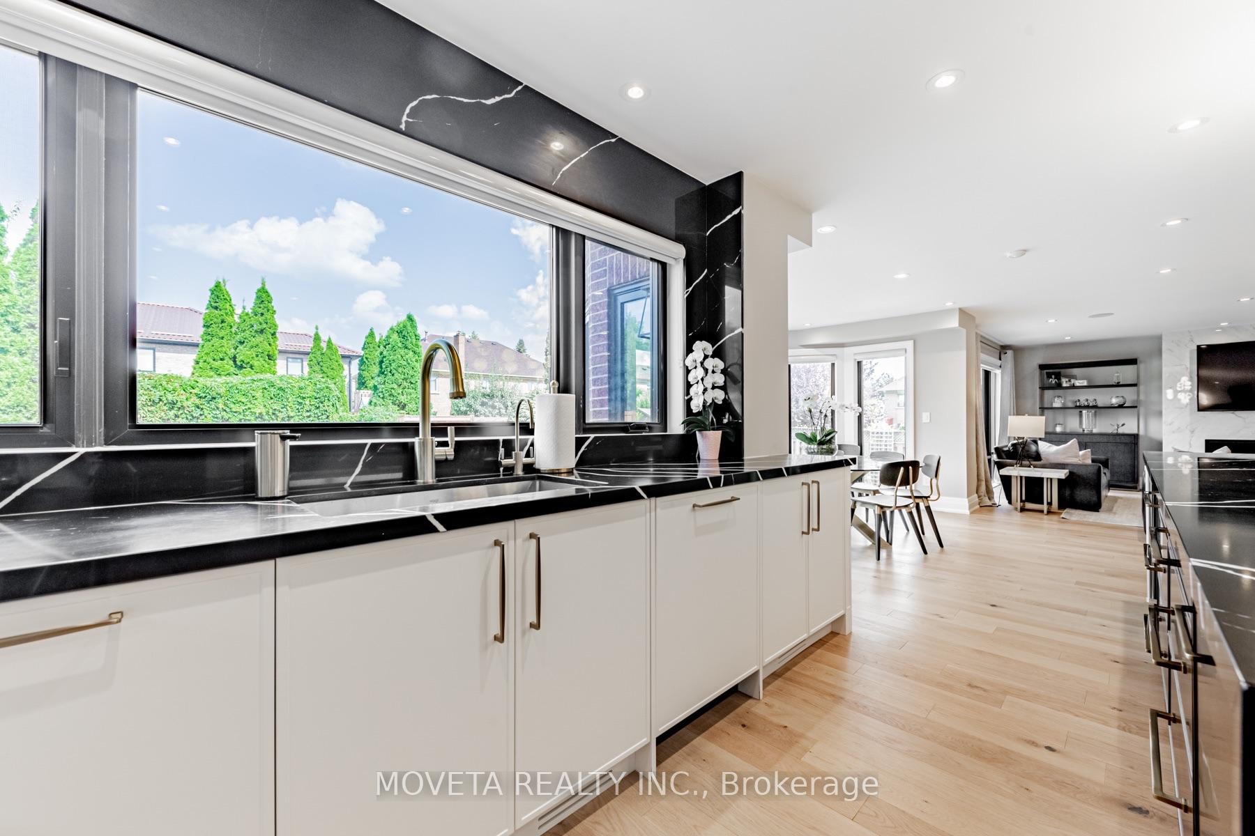 Photo 10 of 59 Mellings Drive, Vaughan, East Woodbridge — HOMEH