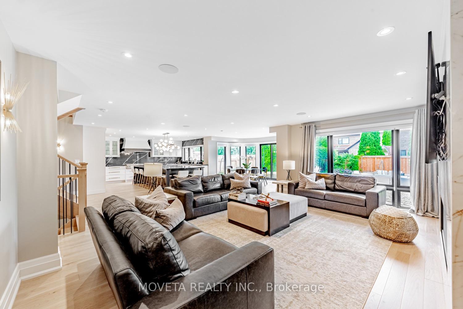 Photo 15 of 59 Mellings Drive, Vaughan, East Woodbridge — HOMEH
