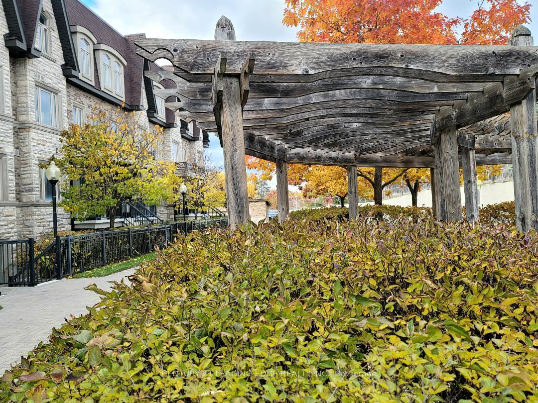 Photo 3 of Unit 106, 320 John Street, Markham, Aileen-Willowbrook — HOMEH