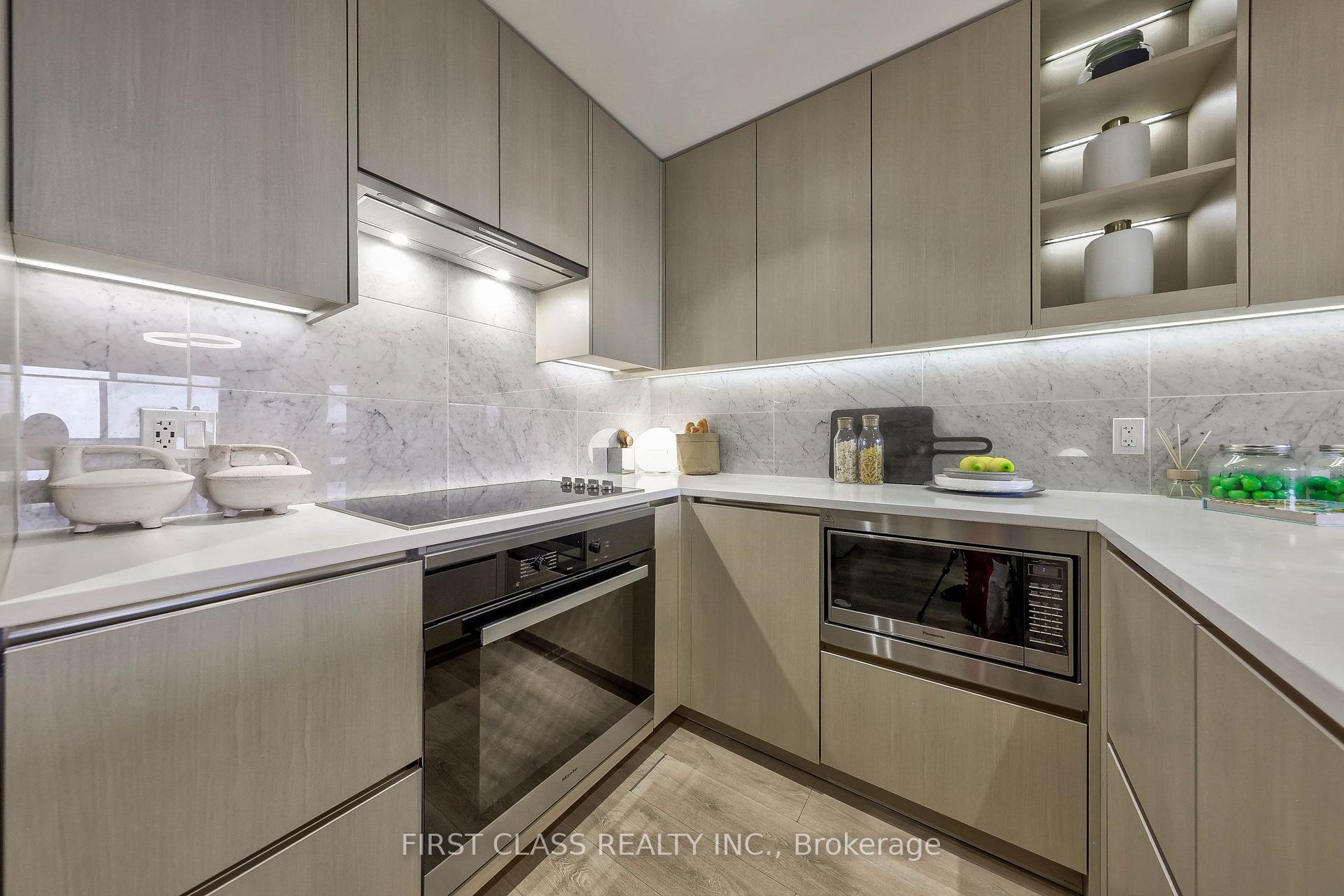Photo 13 of Unit 2902, 85 Mcmahon Drive, North York, Bayview Village — HOMEH