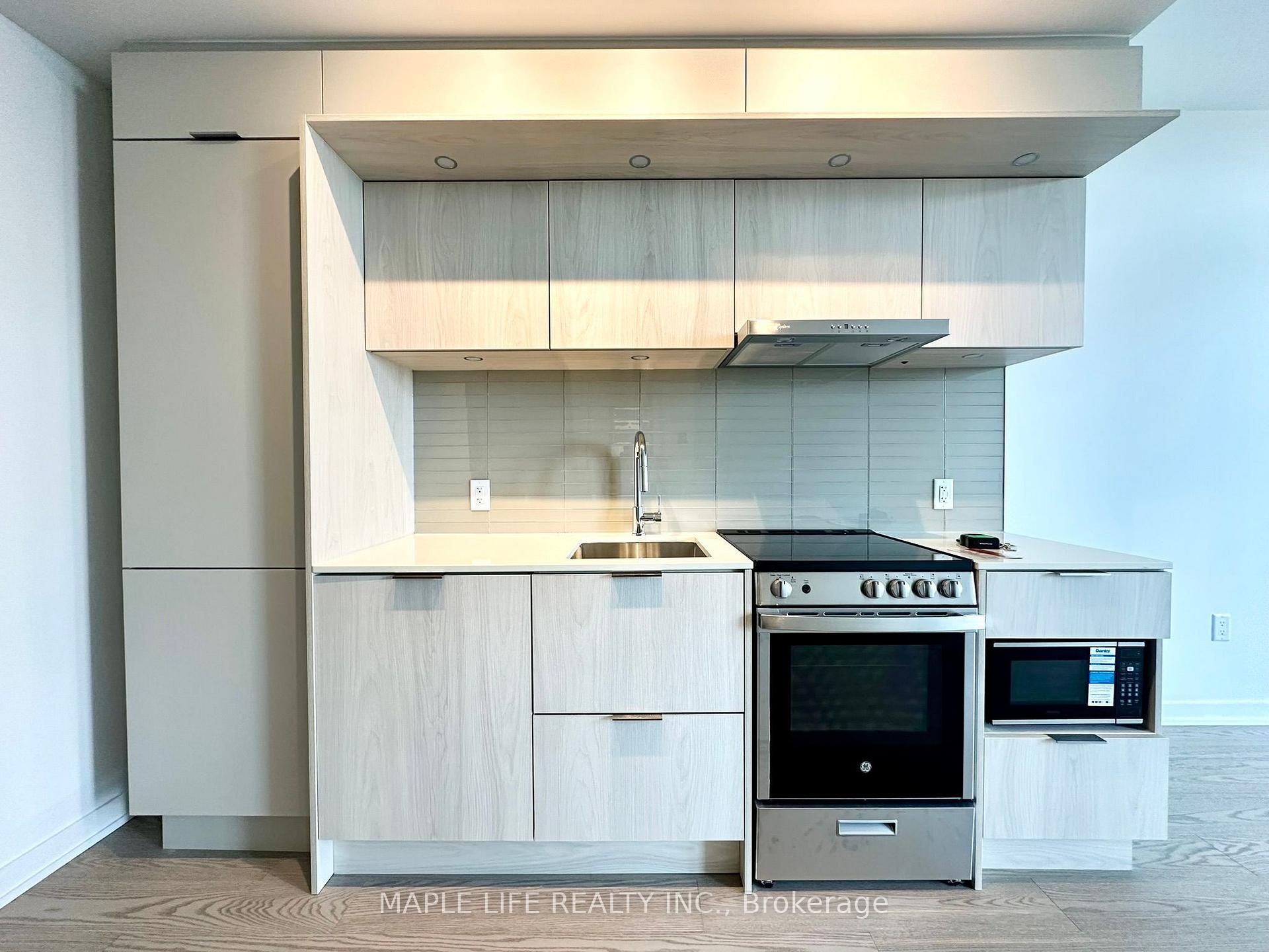 Photo 13 of Unit 603, 448 Burnhamthorpe Road, Mississauga, City Centre — HOMEH
