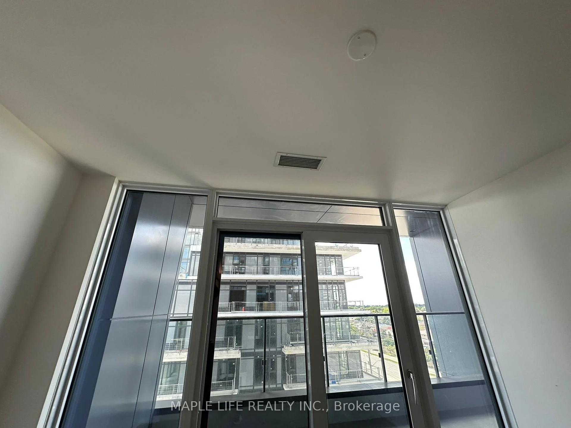 Photo 12 of Unit 603, 448 Burnhamthorpe Road, Mississauga, City Centre — HOMEH