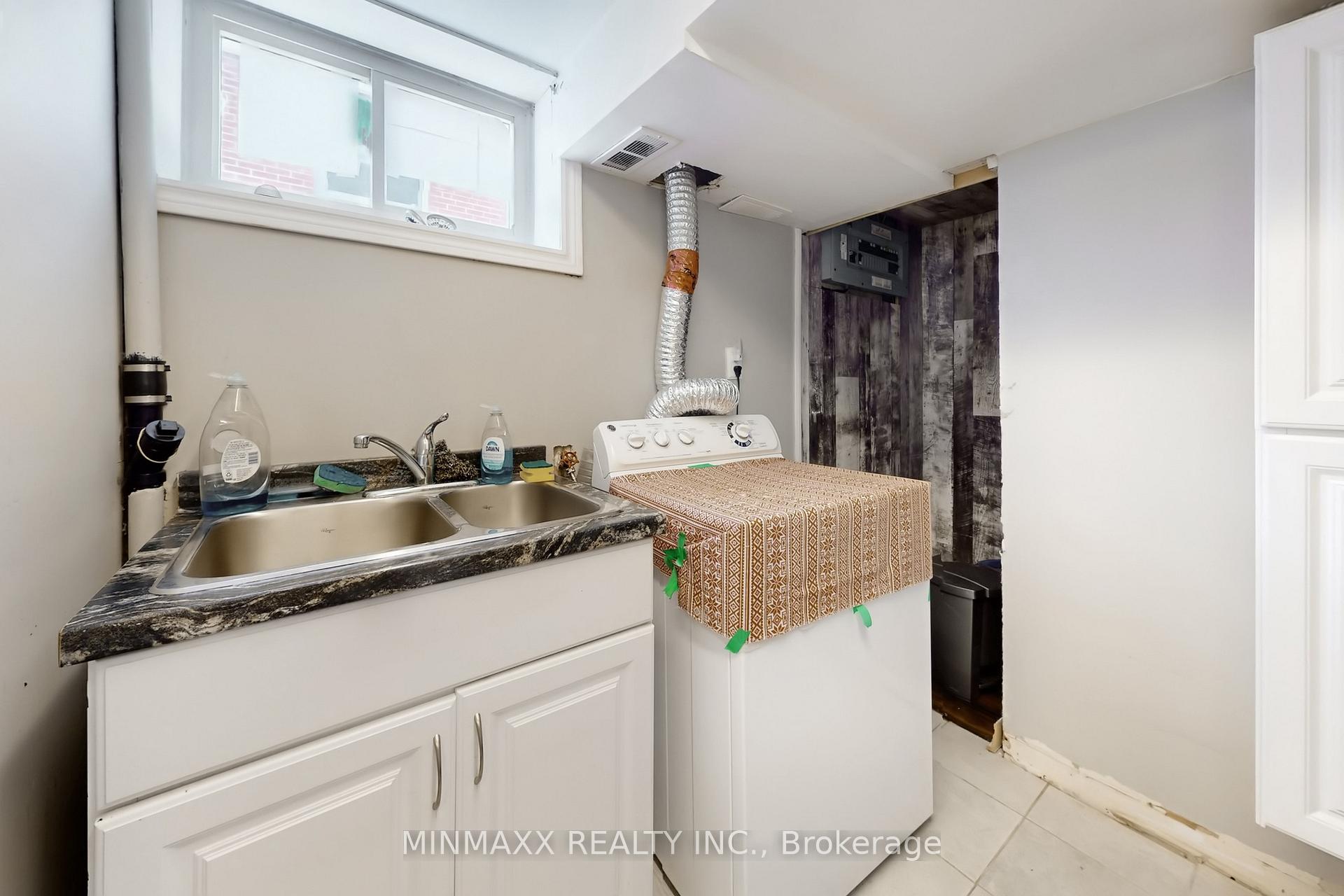 Photo 42 of 632 Inverness Avenue, Burlington, LaSalle — HOMEH