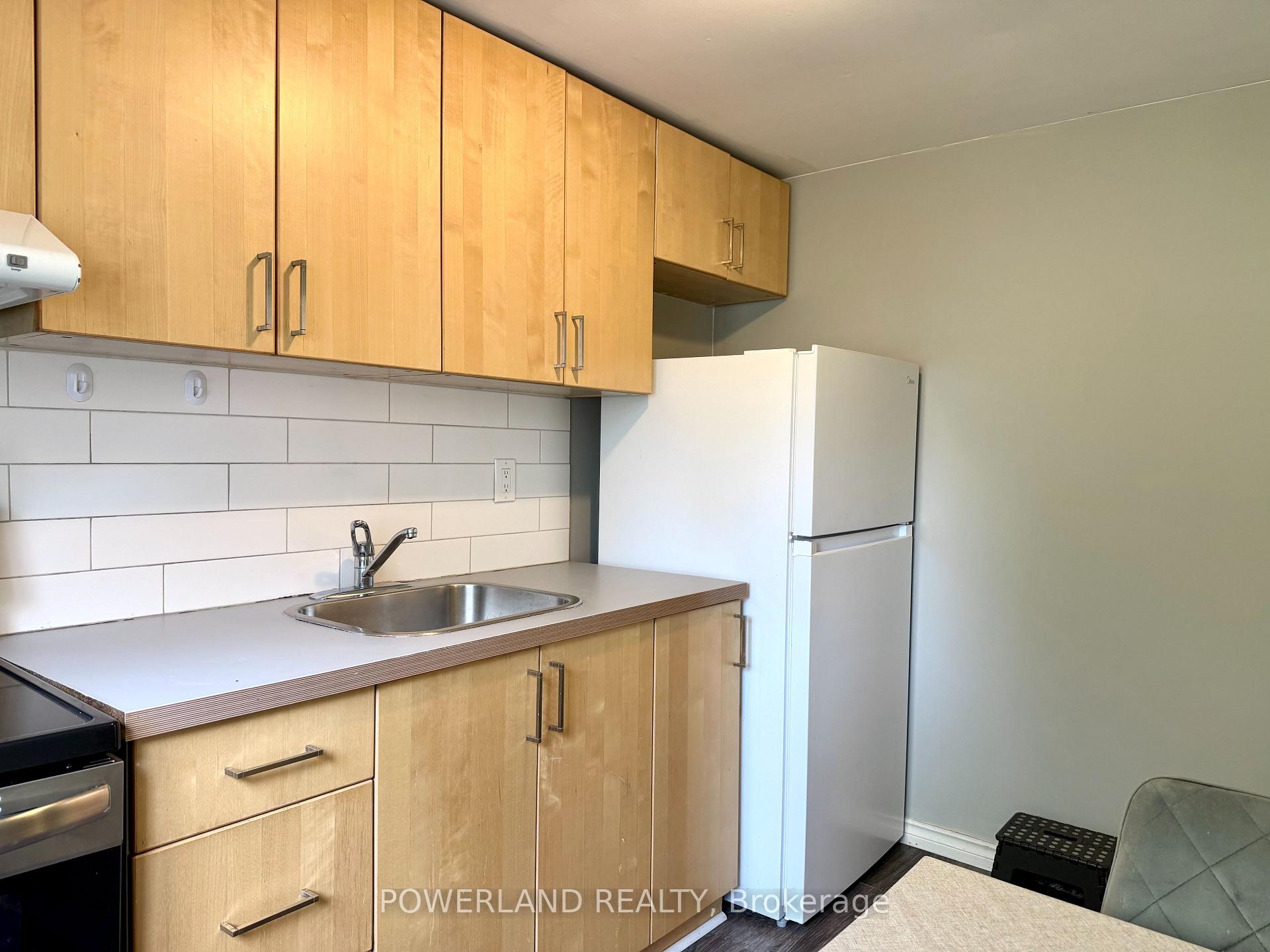 Photo 5 of Unit Apt A, 68 Carlaw Avenue, Toronto, South Riverdale — HOMEH