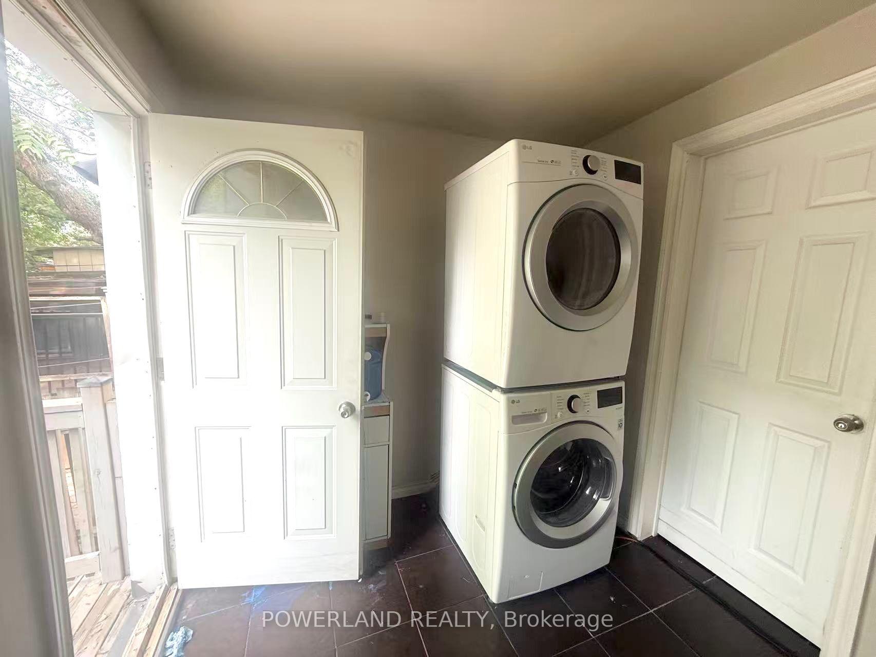 Photo 15 of Unit Apt A, 68 Carlaw Avenue, Toronto, South Riverdale — HOMEH