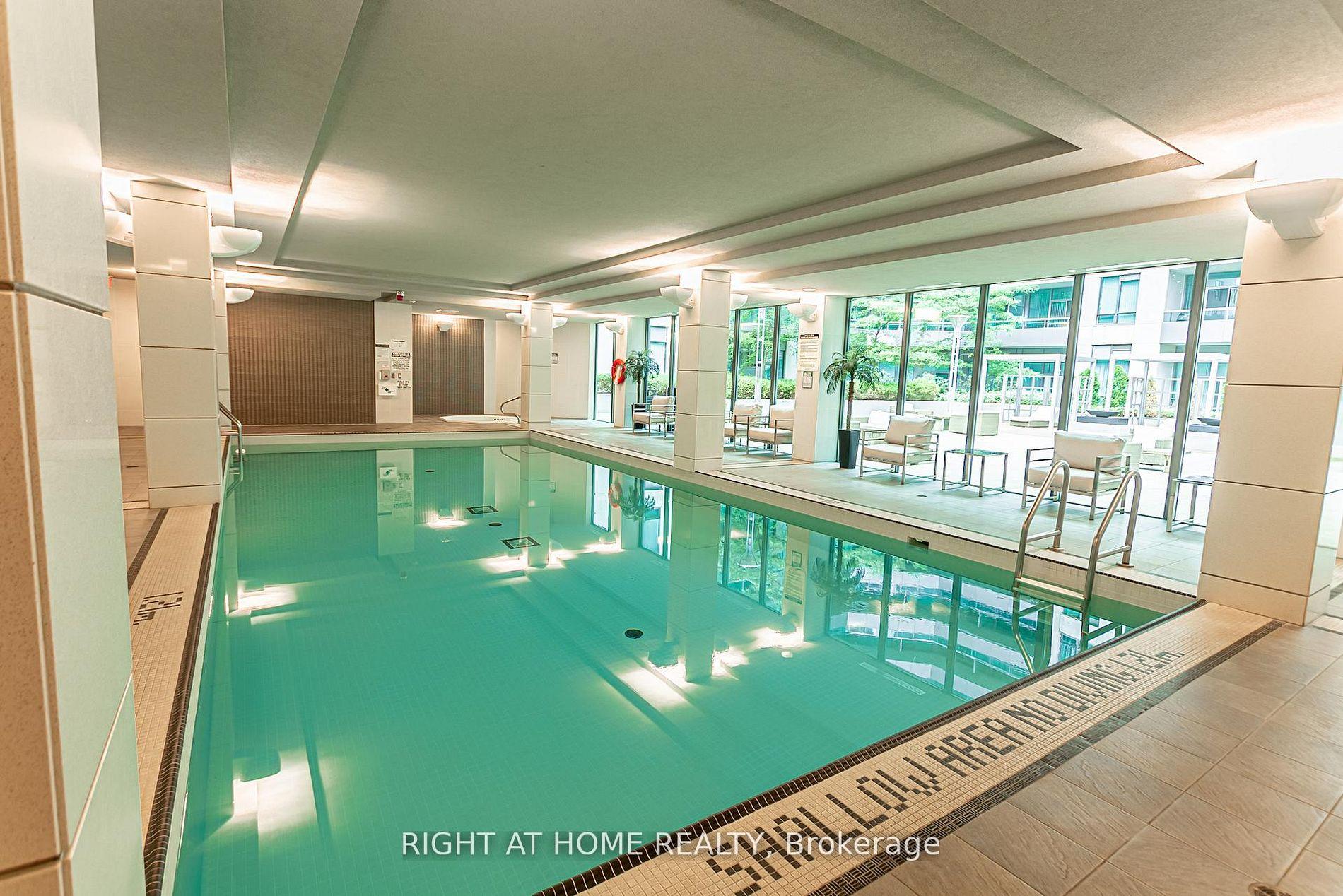 Photo 7 of Unit 2106, 19 Grand Trunk Crescent, Toronto, Waterfront Communities — HOMEH