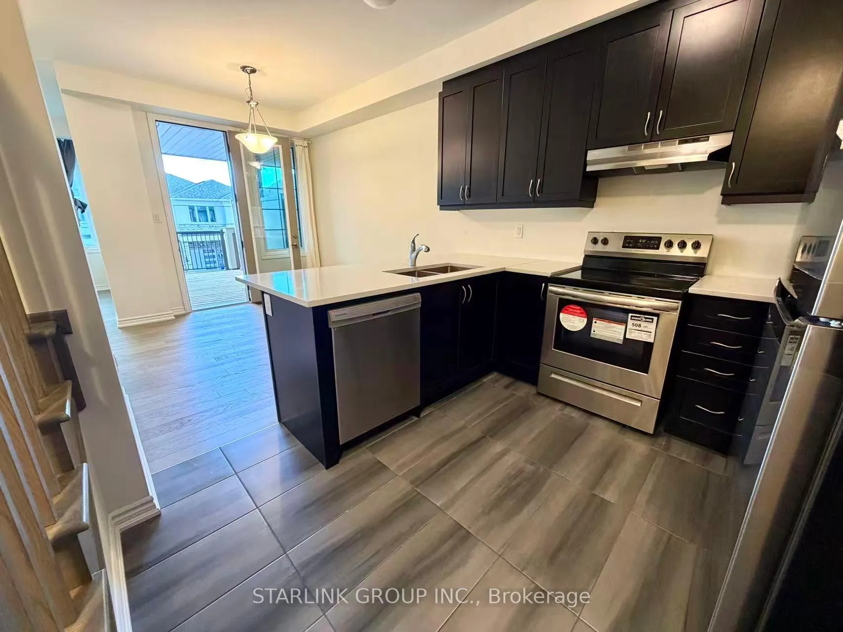 Photo 2 of 73 Therma Crescent, Markham, Victoria Square — HOMEH