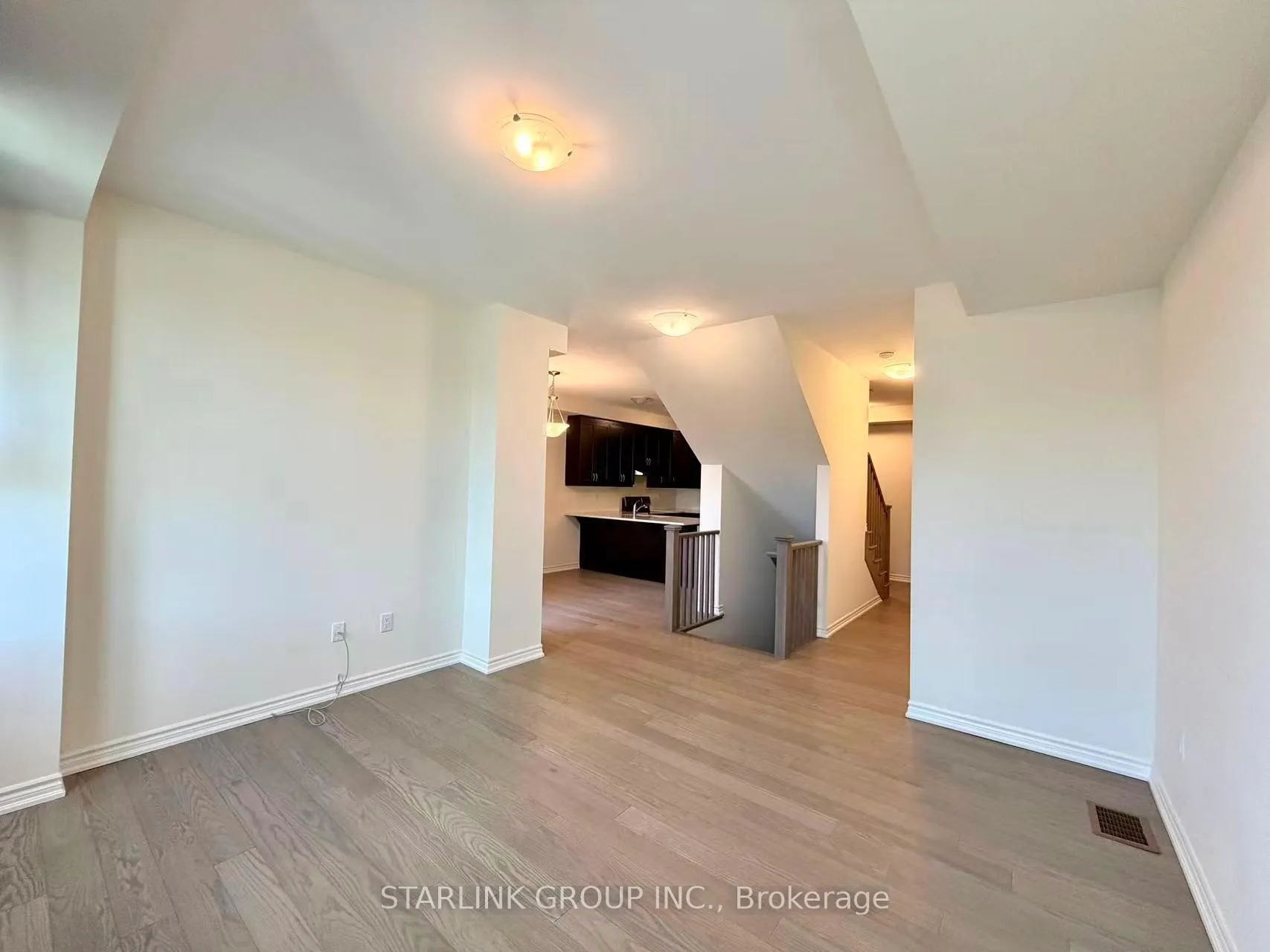 Photo 4 of 73 Therma Crescent, Markham, Victoria Square — HOMEH