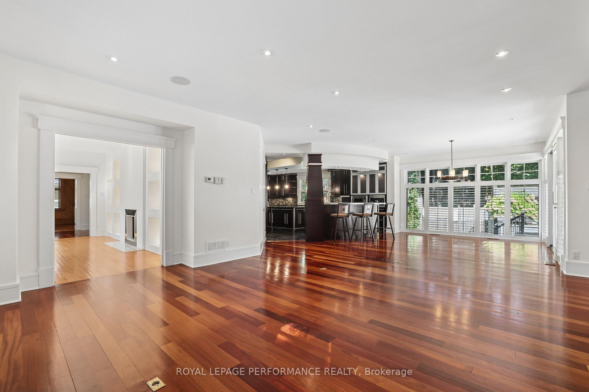 Photo 11 of 29 Mackinnon Road, Ottawa, Rockcliffe — HOMEH