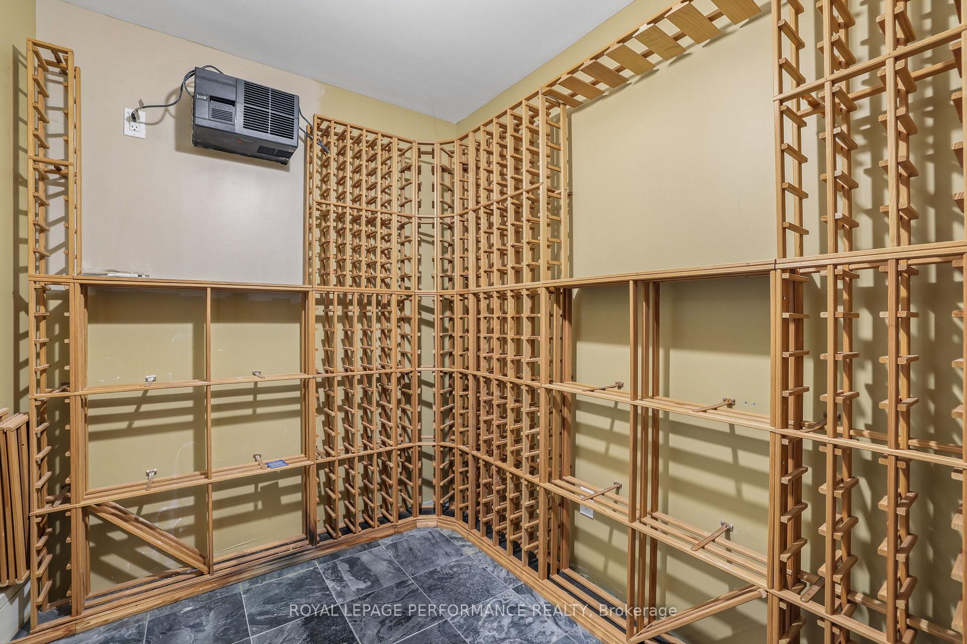 Photo 36 of 29 Mackinnon Road, Ottawa, Rockcliffe — HOMEH