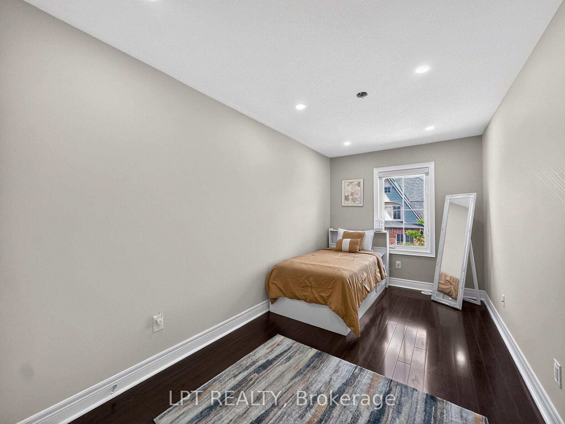 Photo 23 of 44 Cedar Lake Crescent, Brampton, Bram West — HOMEH