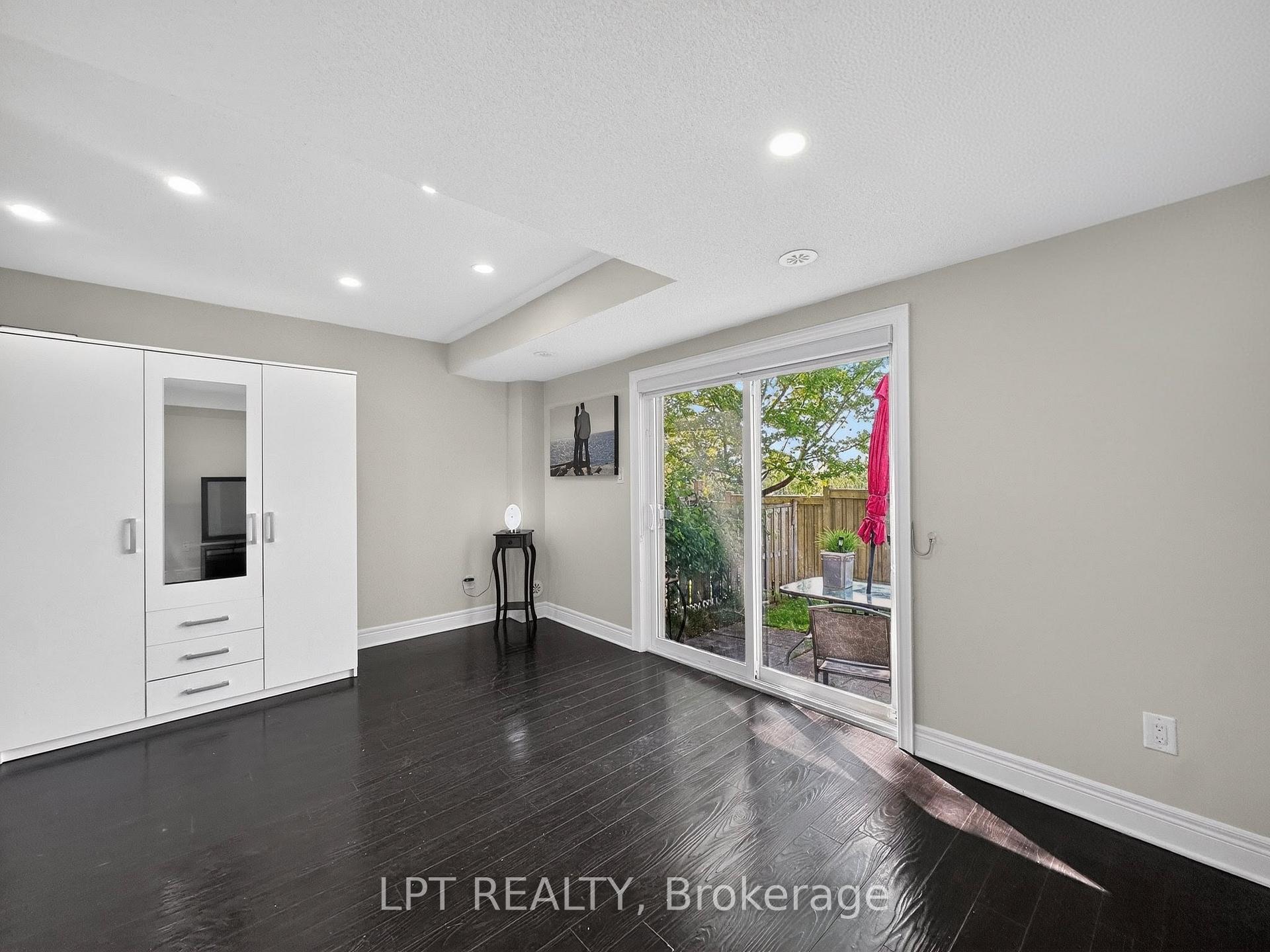 Photo 26 of 44 Cedar Lake Crescent, Brampton, Bram West — HOMEH