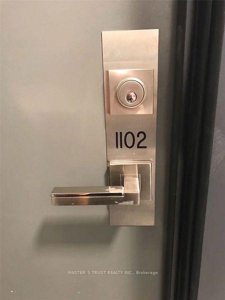 Photo 2 of Unit 1102, 17 Dundonald Street, Toronto, Church-Yonge Corridor — HOMEH