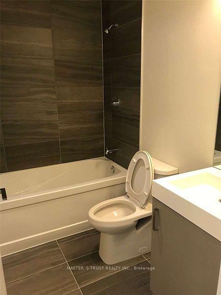 Photo 9 of Unit 1102, 17 Dundonald Street, Toronto, Church-Yonge Corridor — HOMEH