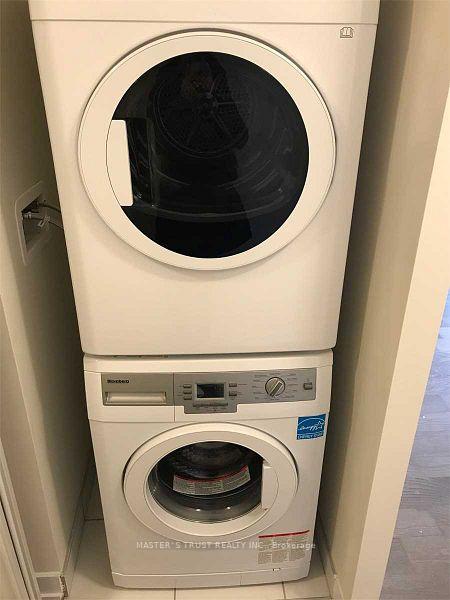 Photo 11 of Unit 1102, 17 Dundonald Street, Toronto, Church-Yonge Corridor — HOMEH