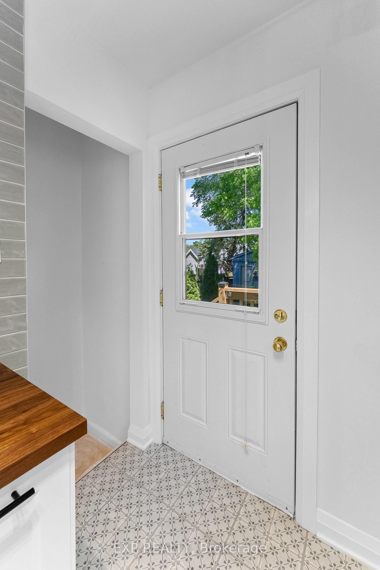 Photo 25 of 28 Grantham Avenue, St. Catharines, E. Chester — HOMEH