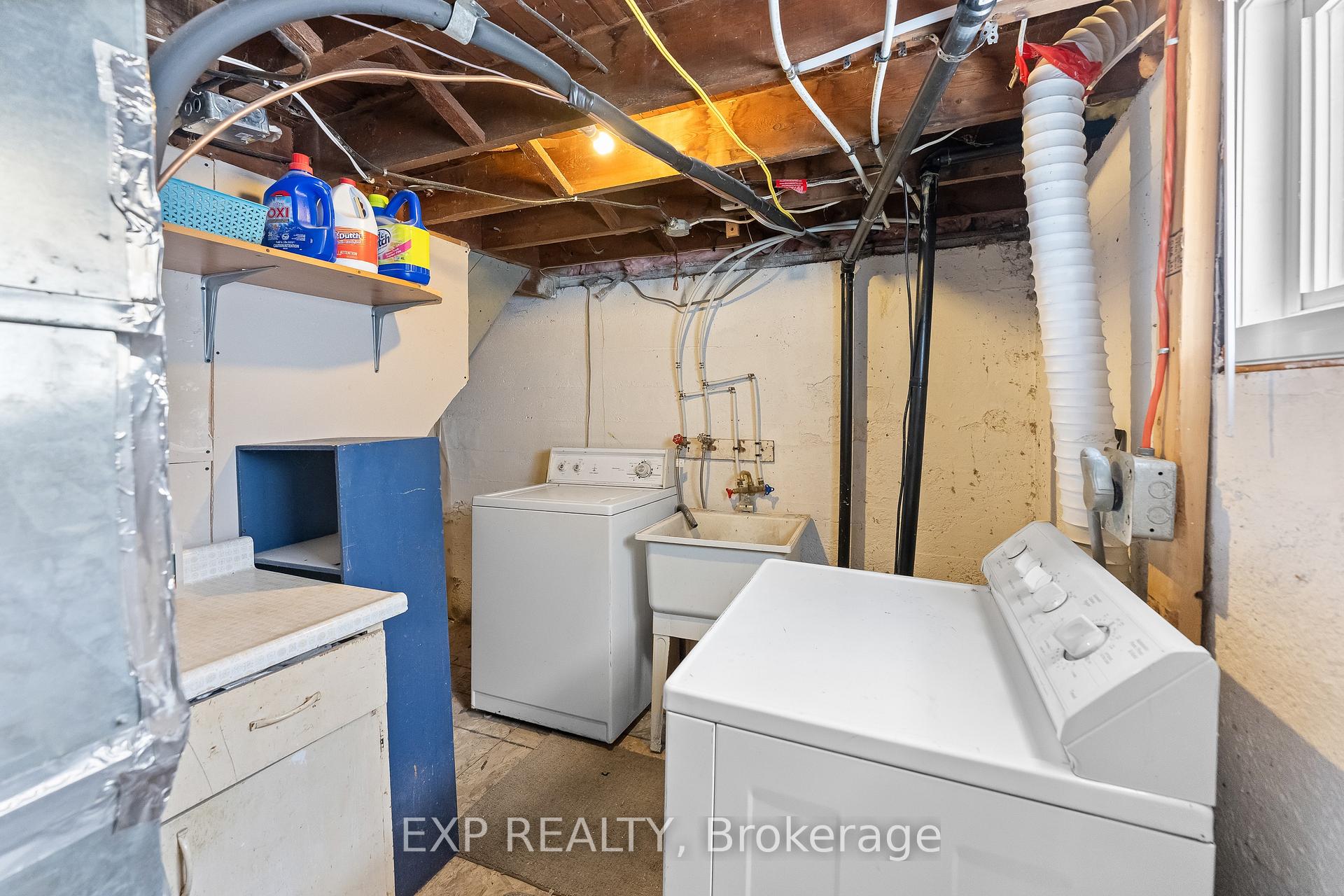 Photo 33 of 28 Grantham Avenue, St. Catharines, E. Chester — HOMEH