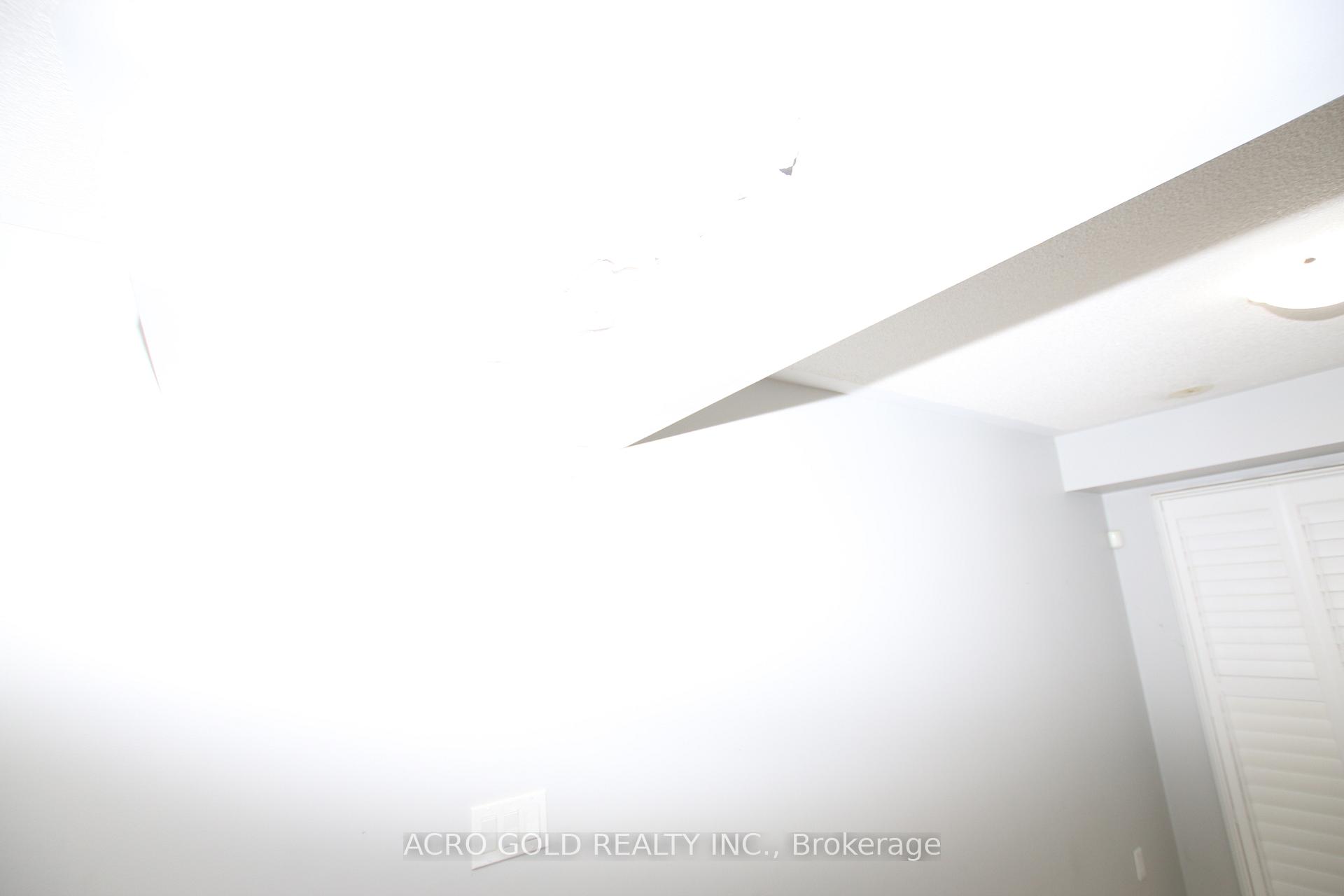 Photo 17 of 32 Mercedes Road, Brampton, Northwest Brampton — HOMEH