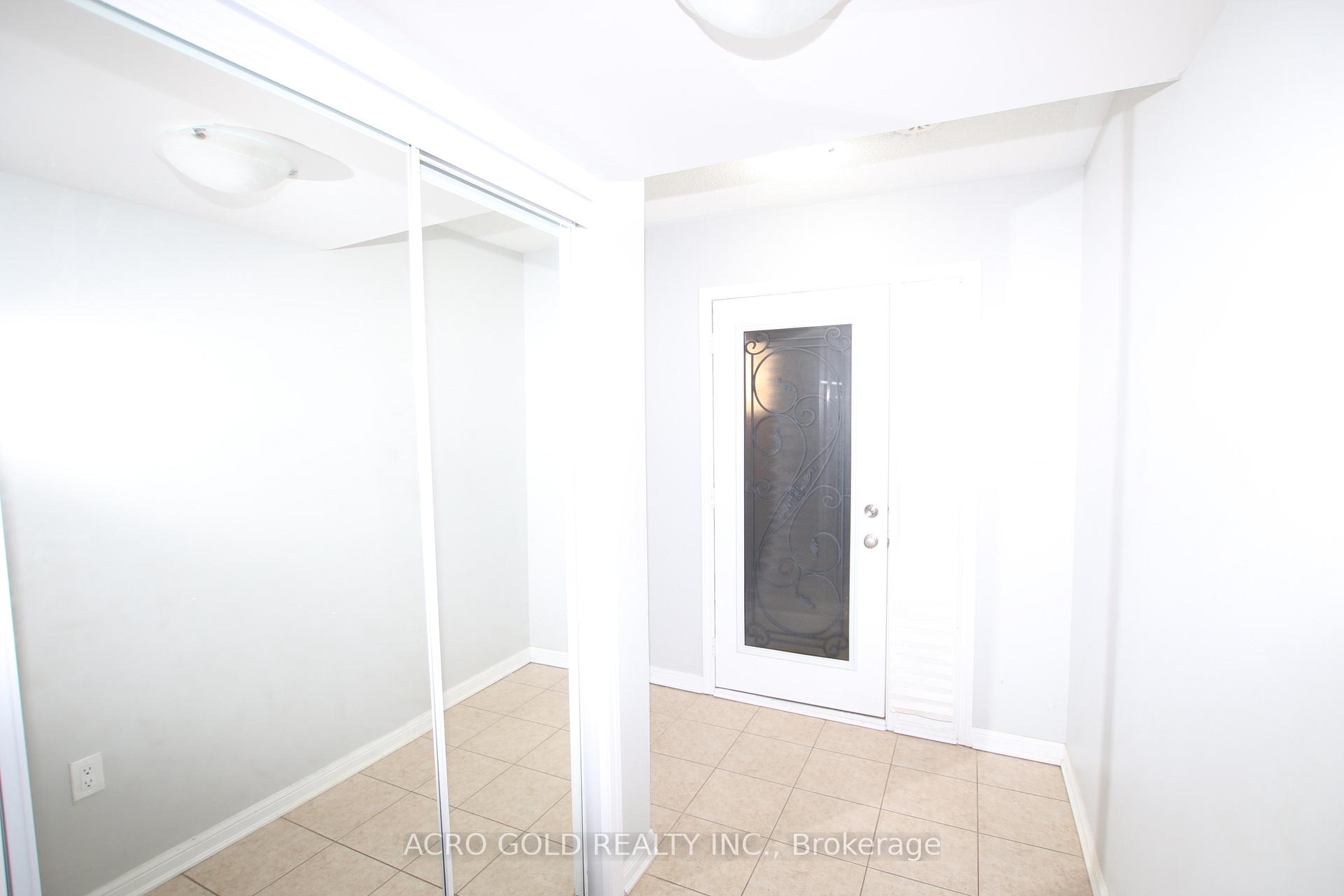 Photo 18 of 32 Mercedes Road, Brampton, Northwest Brampton — HOMEH