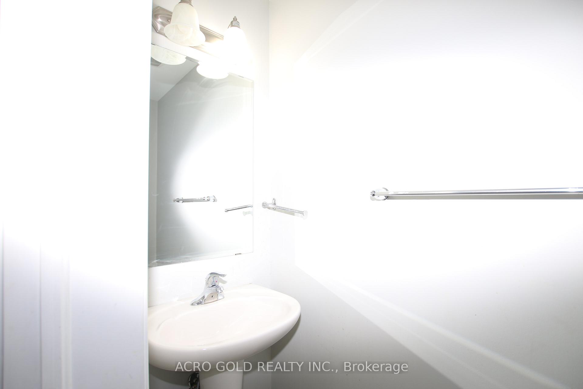 Photo 31 of 32 Mercedes Road, Brampton, Northwest Brampton — HOMEH