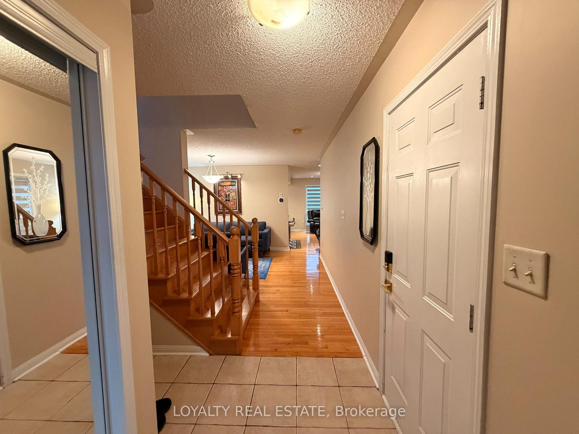 Photo 4 of 1074 Clark Boulevard, Milton, Beaty — HOMEH