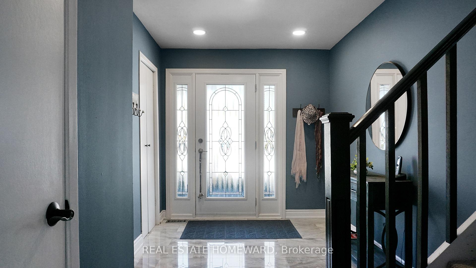 Photo 2 of 21 Glen Watford Road, Cobourg — HOMEH