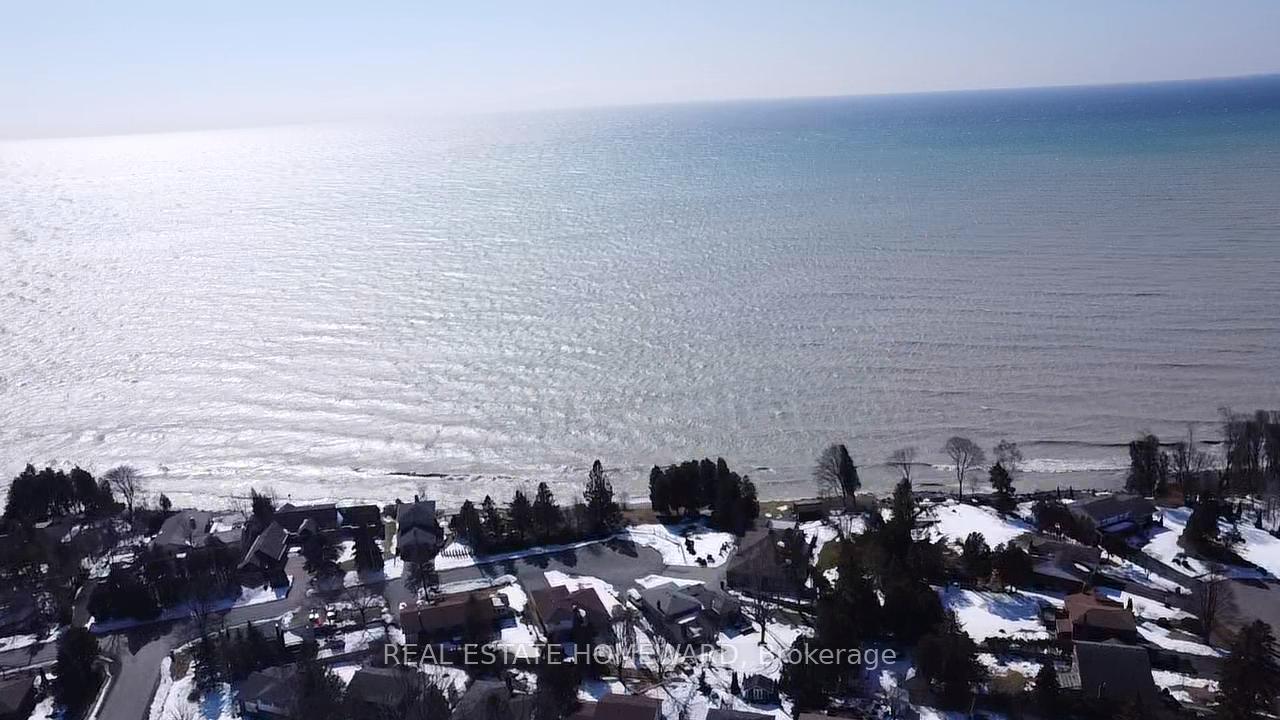 Photo 3 of 21 Glen Watford Road, Cobourg — HOMEH