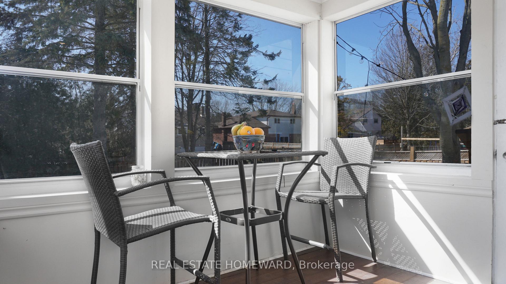 Photo 6 of 21 Glen Watford Road, Cobourg — HOMEH