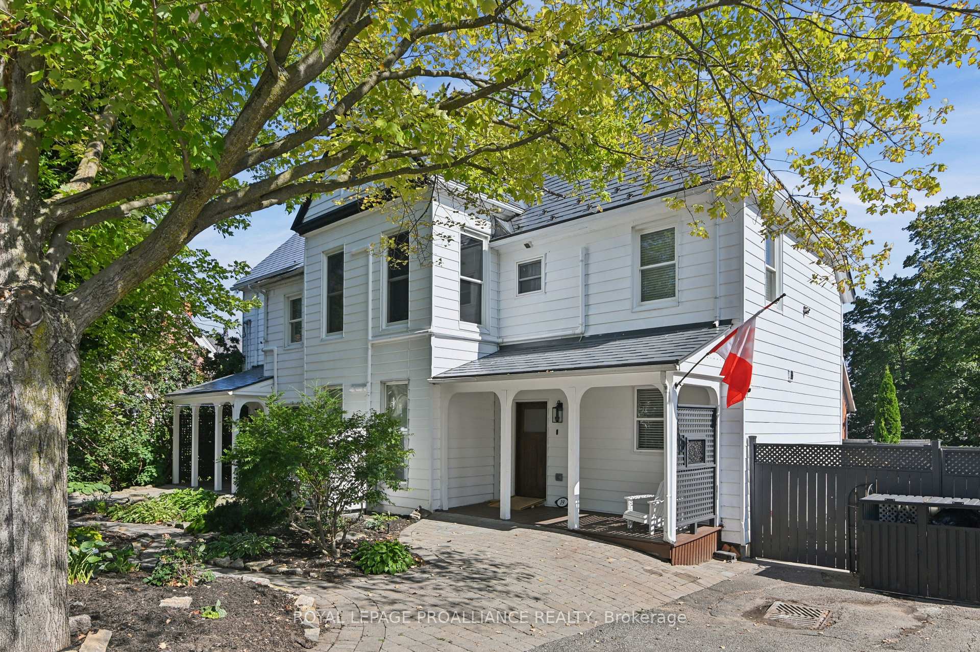 Photo 1 of 21 Pine Street, Brockville, Brockville — HOMEH