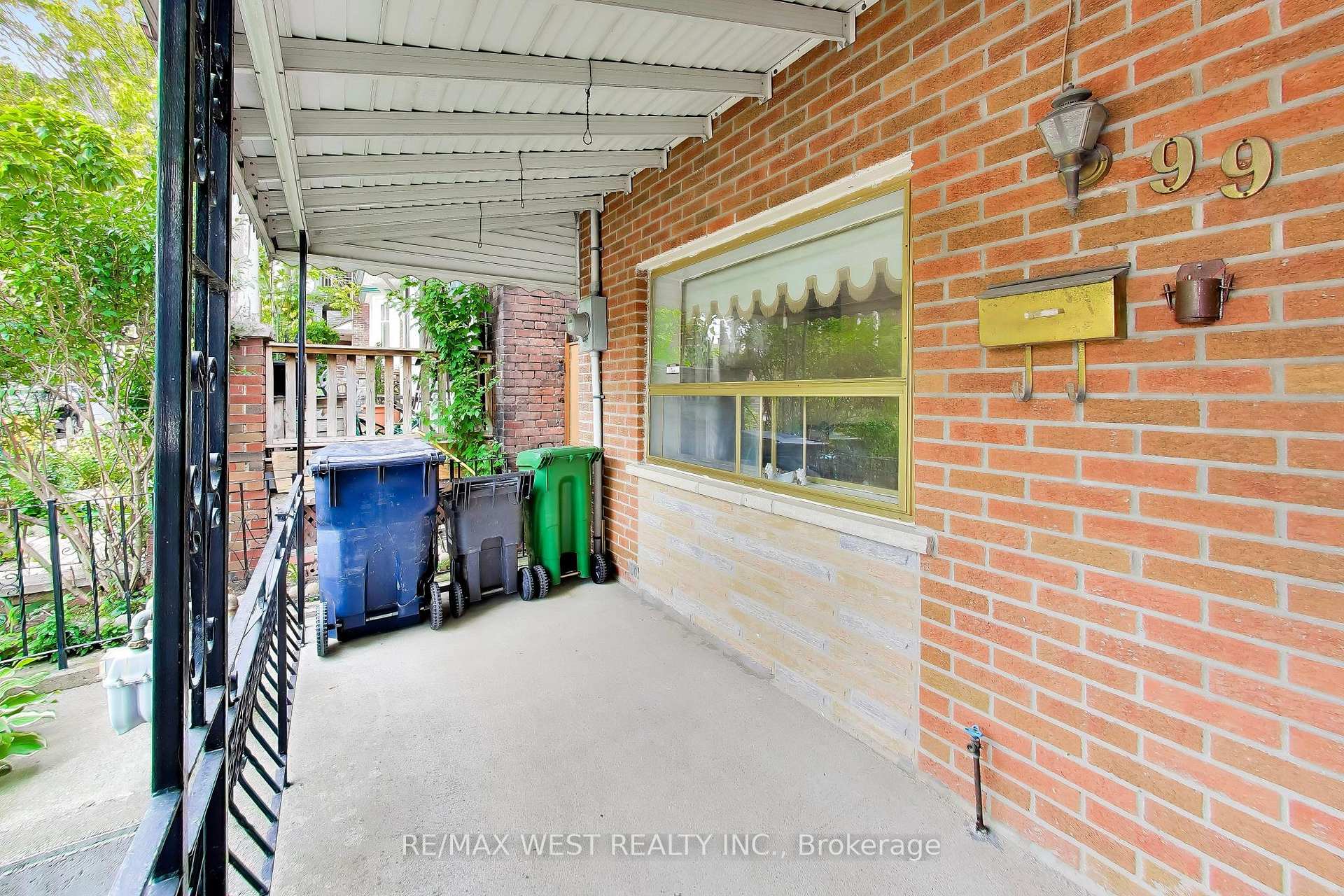 Photo 2 of 99 Euclid Avenue, Toronto, Trinity-Bellwoods — HOMEH