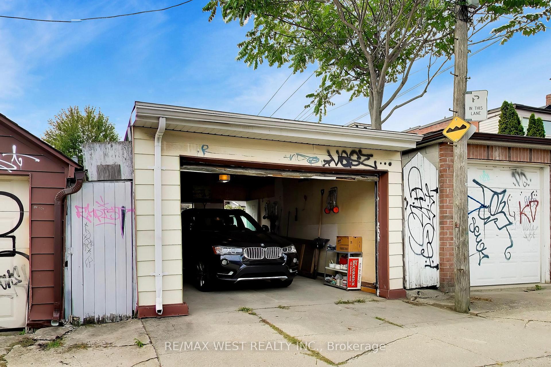 Photo 28 of 99 Euclid Avenue, Toronto, Trinity-Bellwoods — HOMEH