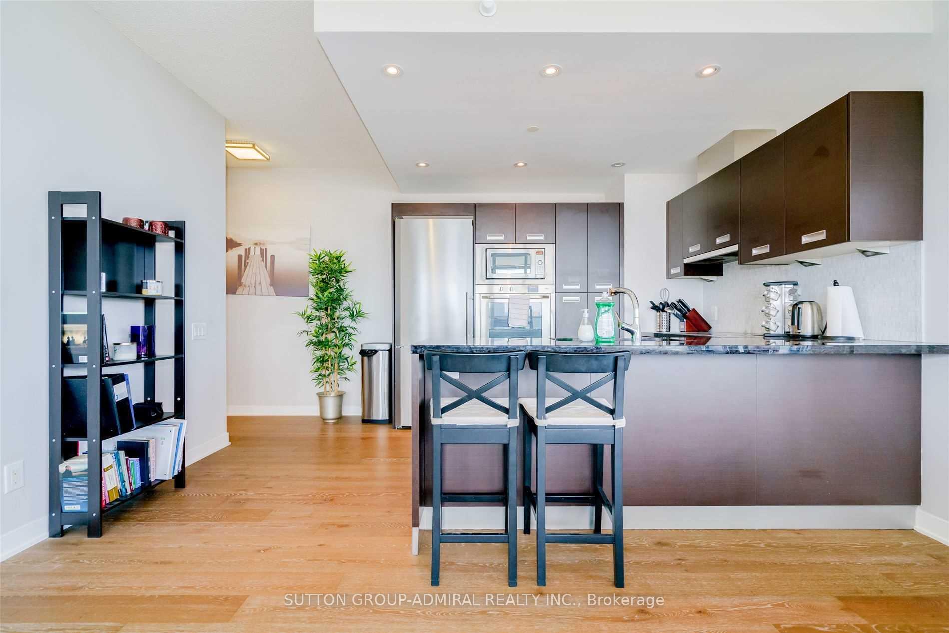 Photo 7 of Unit 1811, 90 Park Lawn Road, Etobicoke, Mimico — HOMEH