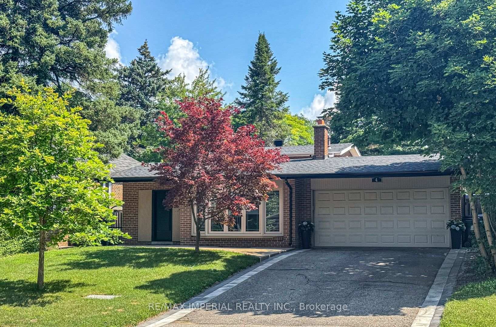 Photo 1 of 4 Quincy Crescent, North York, Henry Farm — HOMEH