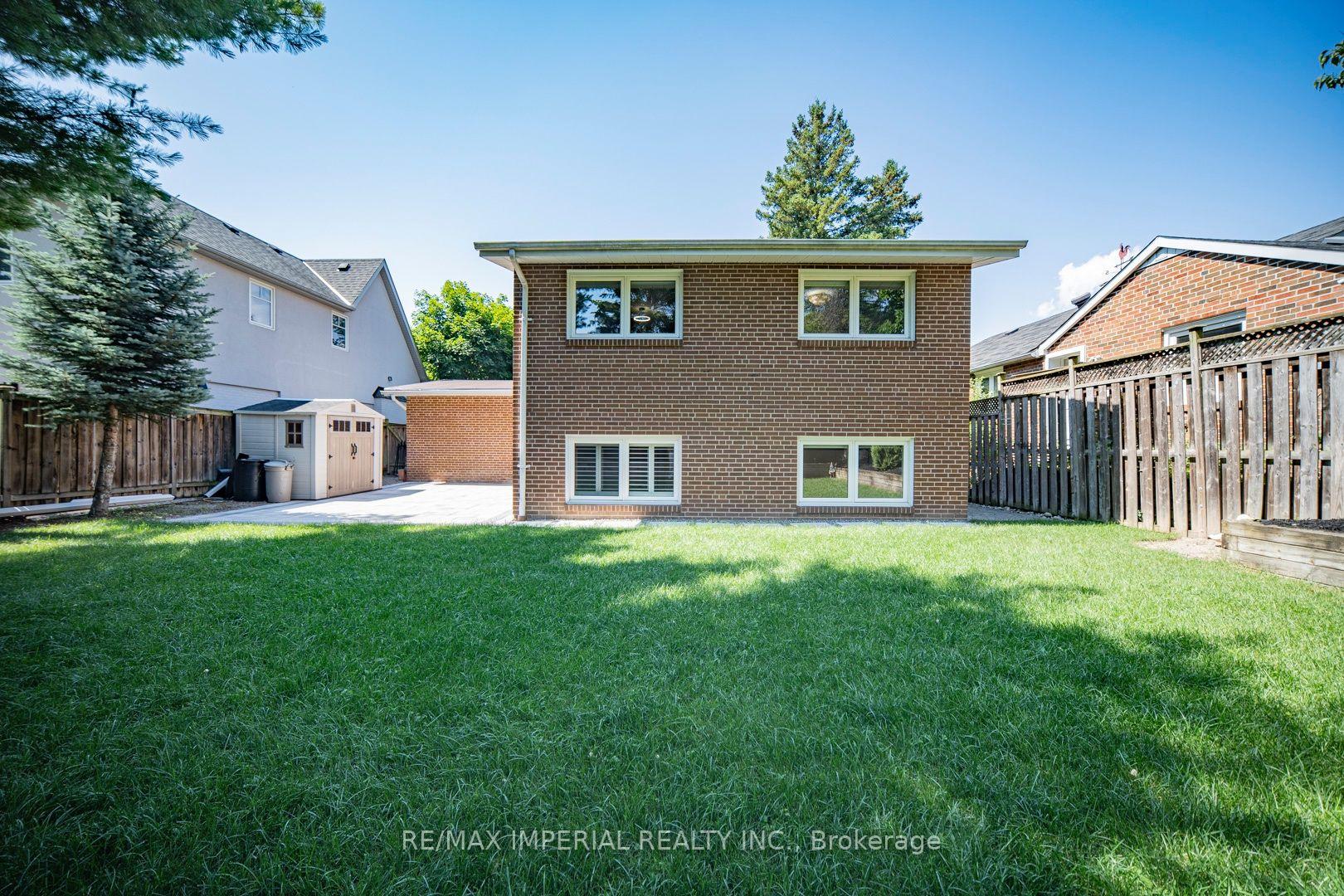 Photo 45 of 4 Quincy Crescent, North York, Henry Farm — HOMEH