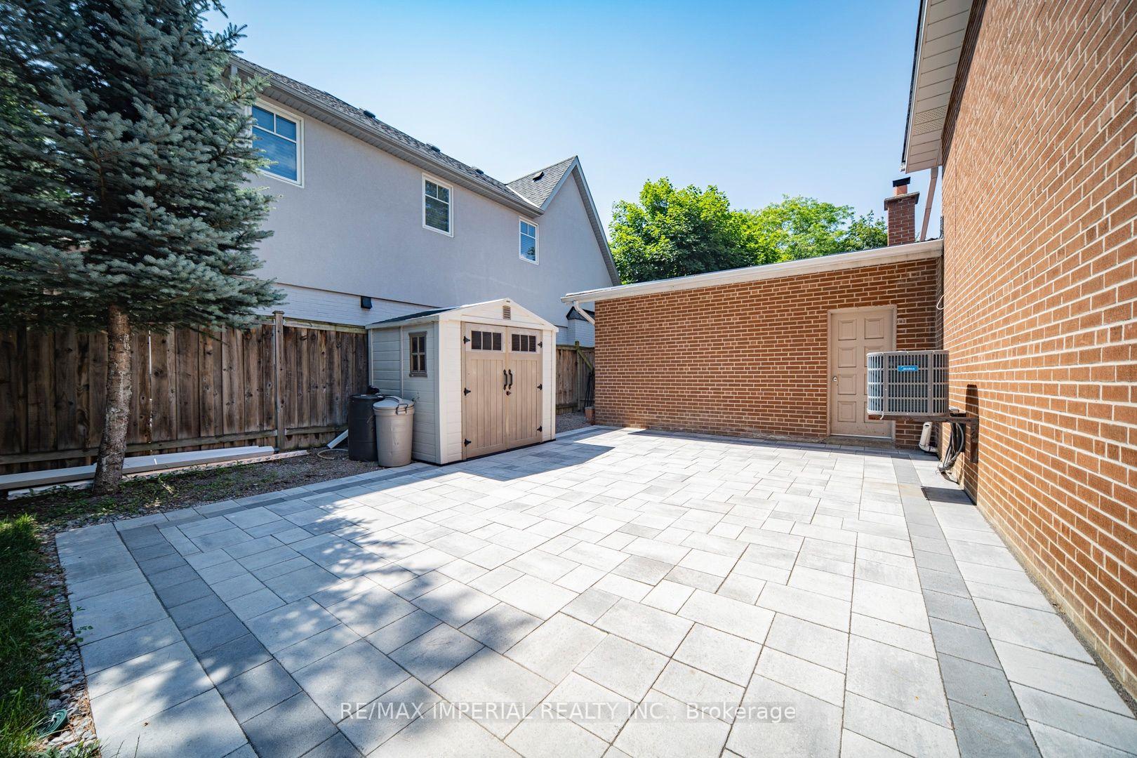 Photo 49 of 4 Quincy Crescent, North York, Henry Farm — HOMEH