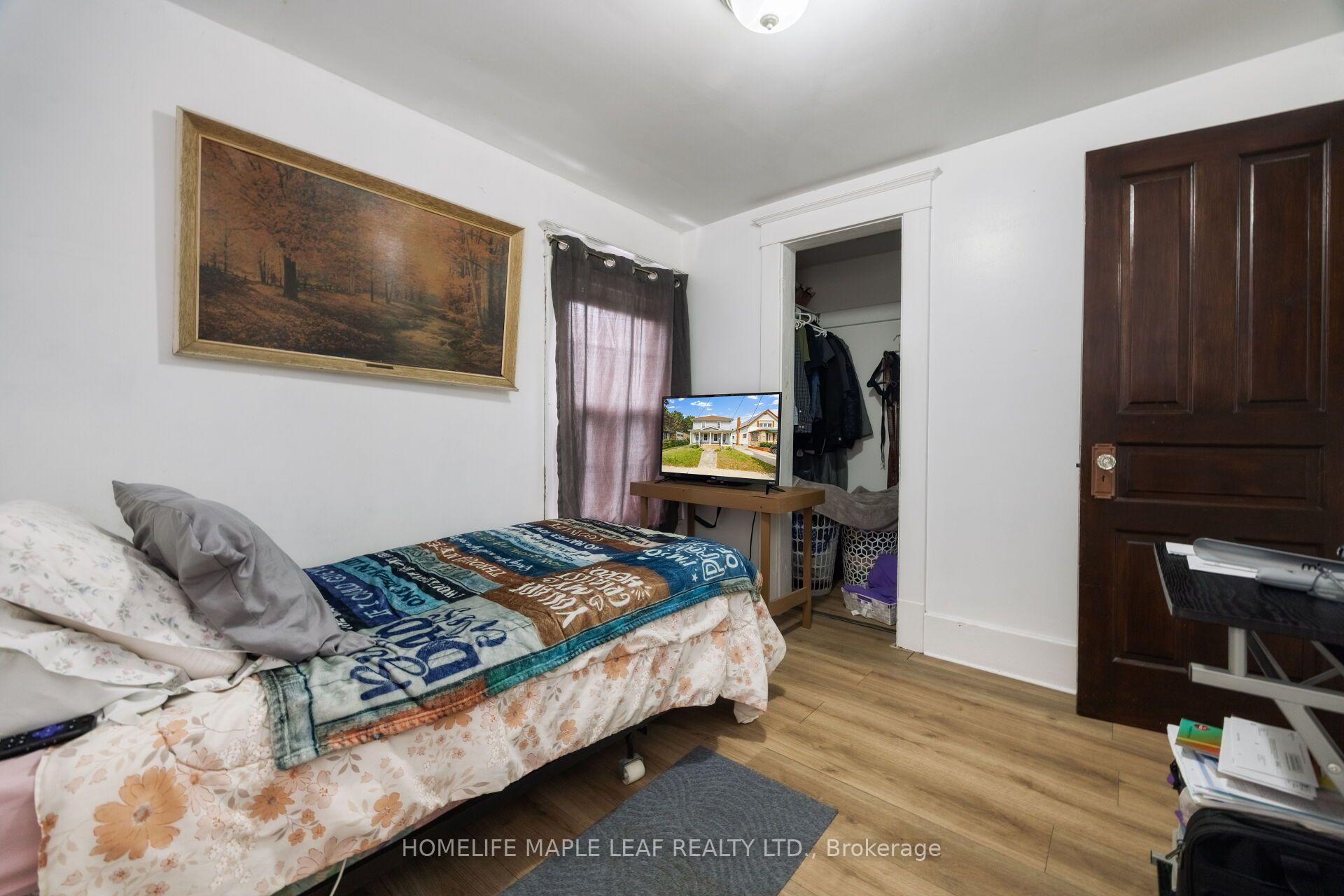 Photo 34 of 162-164 Main Street, St. Catharines, Port Dalhousie — HOMEH