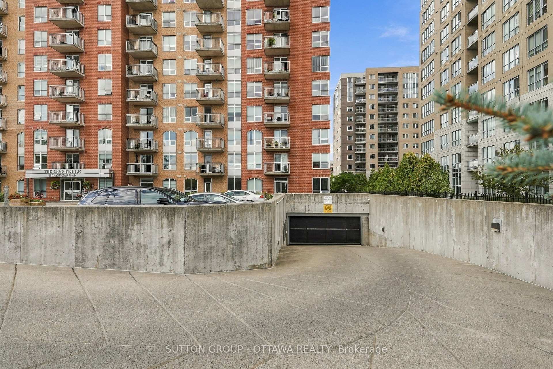 Photo 6 of Unit 802, 120 Grant Carman Drive, Ottawa, Borden Farm/Stewart Farm/Carleton Heights/Parkwood Hills — HOMEH