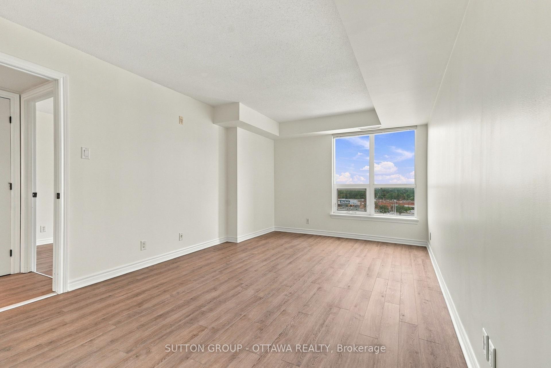 Photo 30 of Unit 802, 120 Grant Carman Drive, Ottawa, Borden Farm/Stewart Farm/Carleton Heights/Parkwood Hills — HOMEH