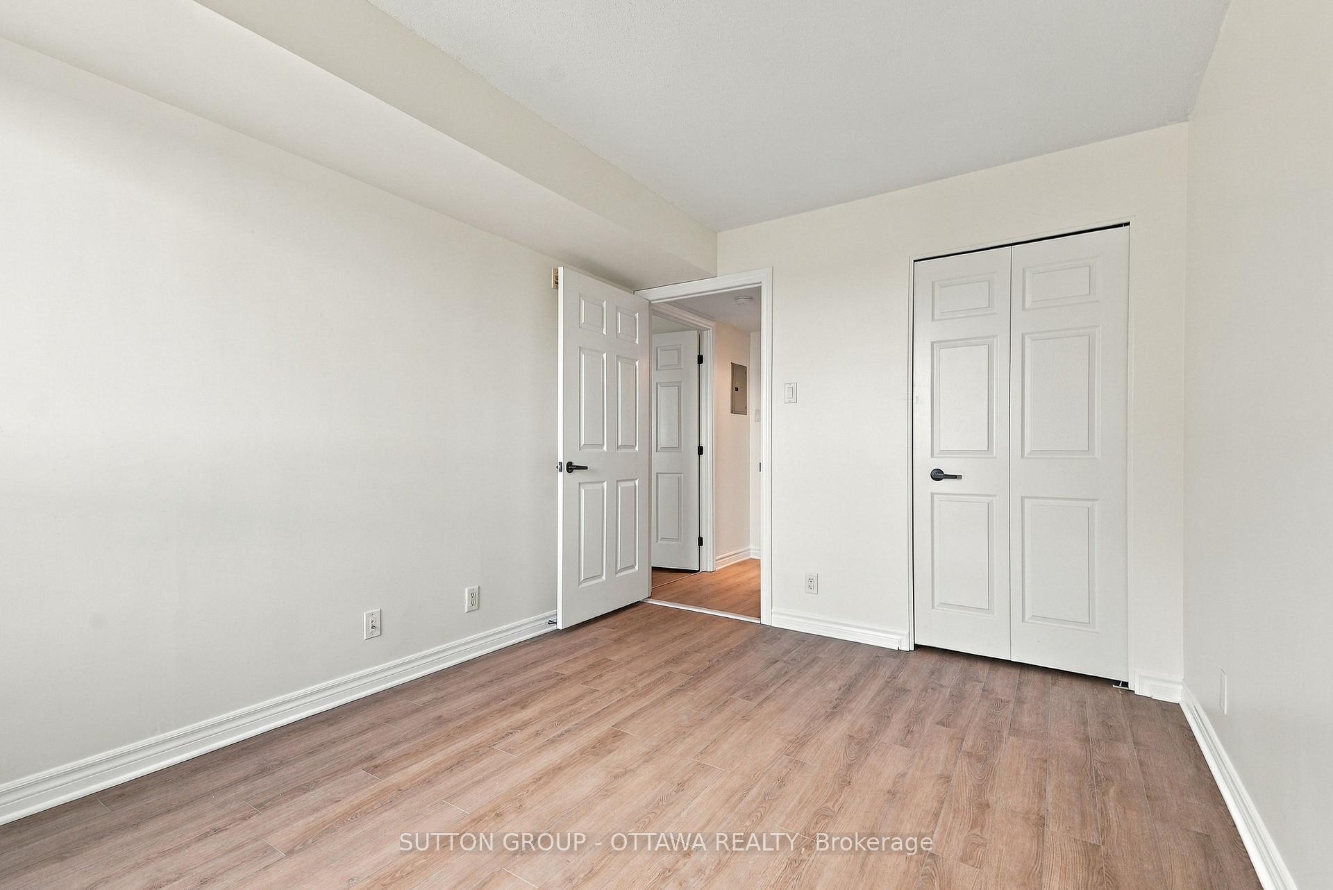 Photo 36 of Unit 802, 120 Grant Carman Drive, Ottawa, Borden Farm/Stewart Farm/Carleton Heights/Parkwood Hills — HOMEH