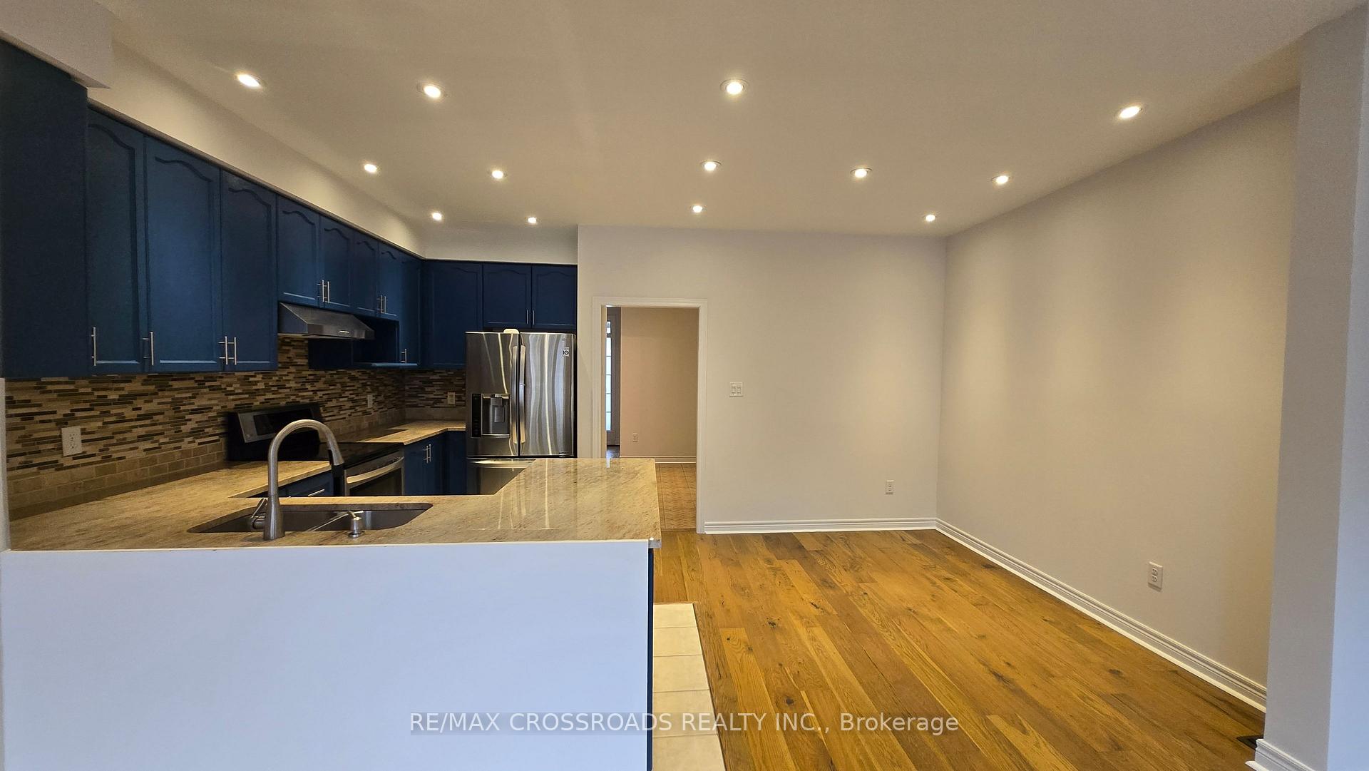 Photo 8 of 51 Borjana Boulevard, Vaughan, Patterson — HOMEH