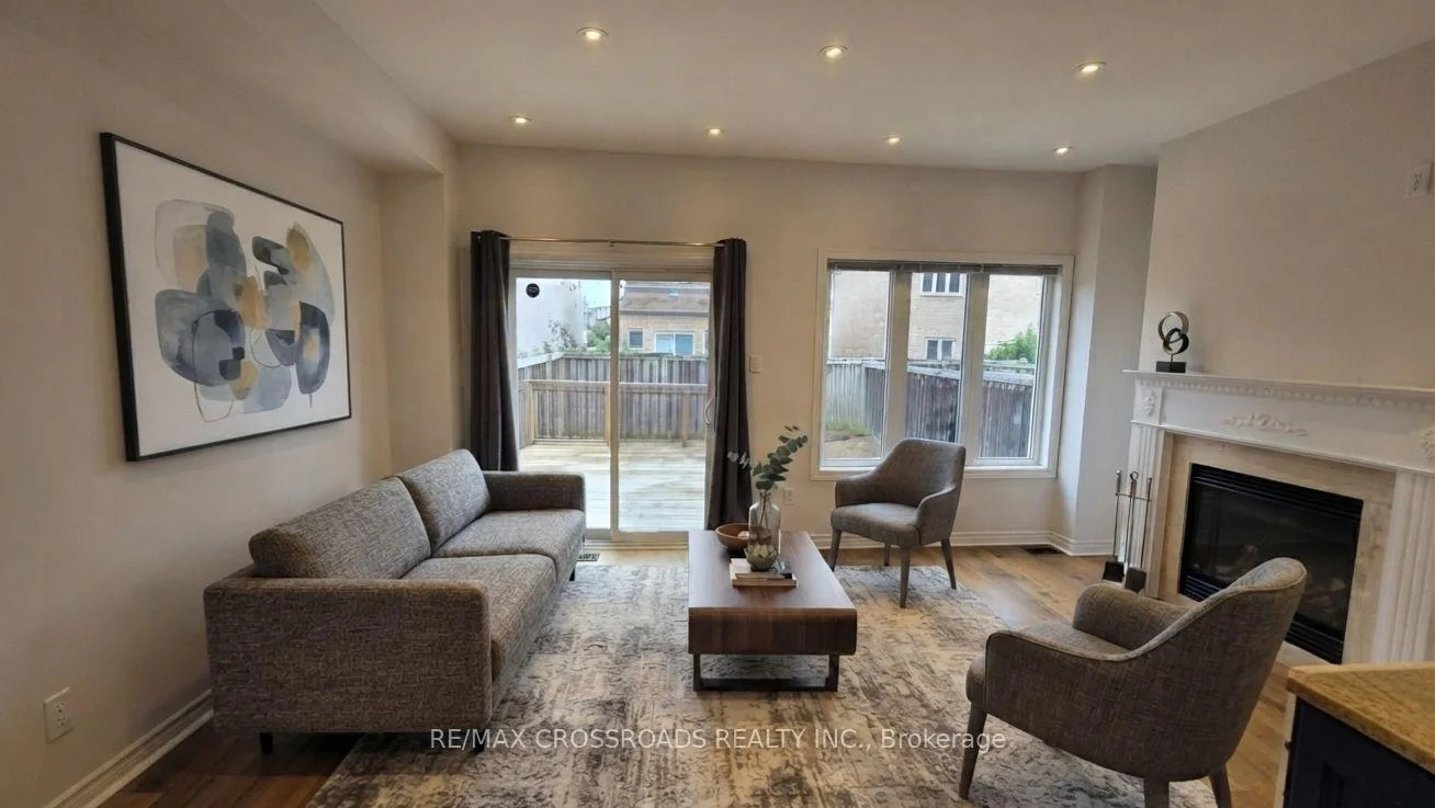 Photo 9 of 51 Borjana Boulevard, Vaughan, Patterson — HOMEH